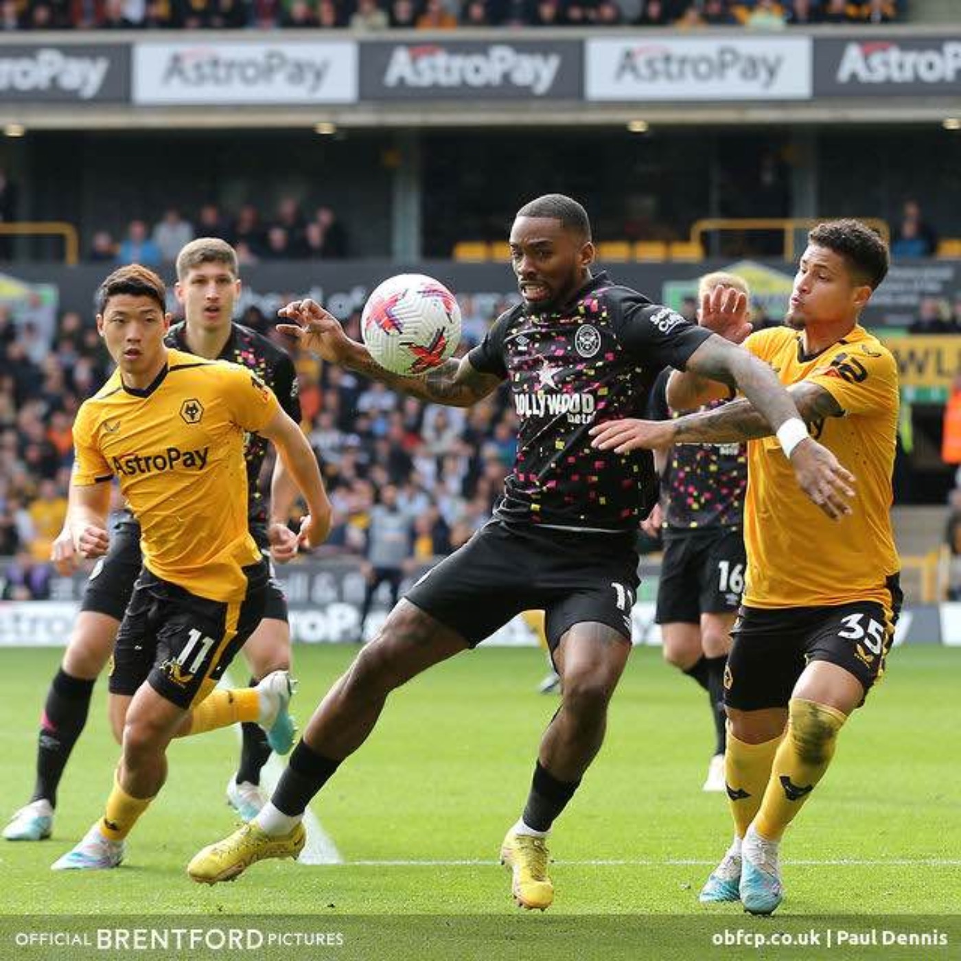 Wolves 2 Brentford 0 Post Match Podcast From The Pub The Beesotted