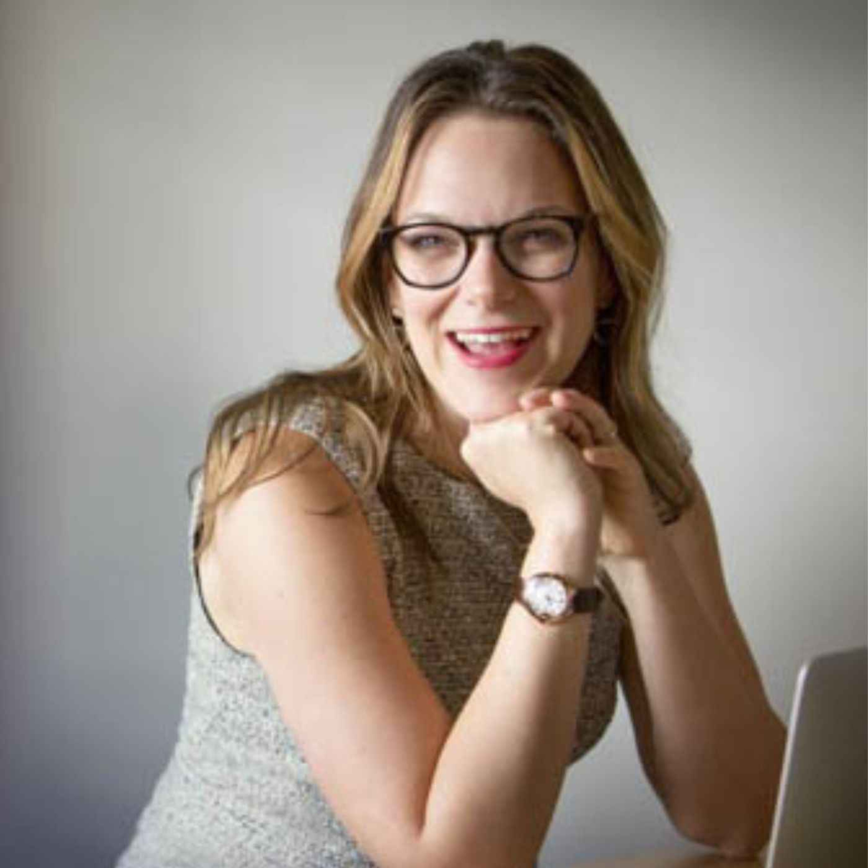 Binge Eating: Why Does It Make Sense? With Ali Shapiro