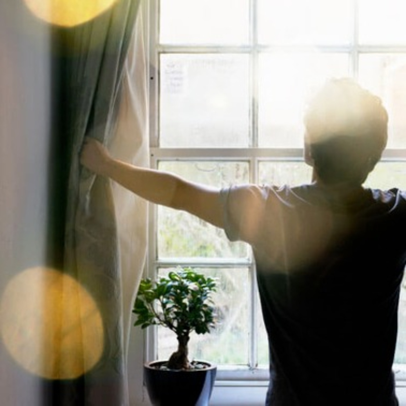 The Relationship Between Light Exposure and Human Health | Michigan Medicine