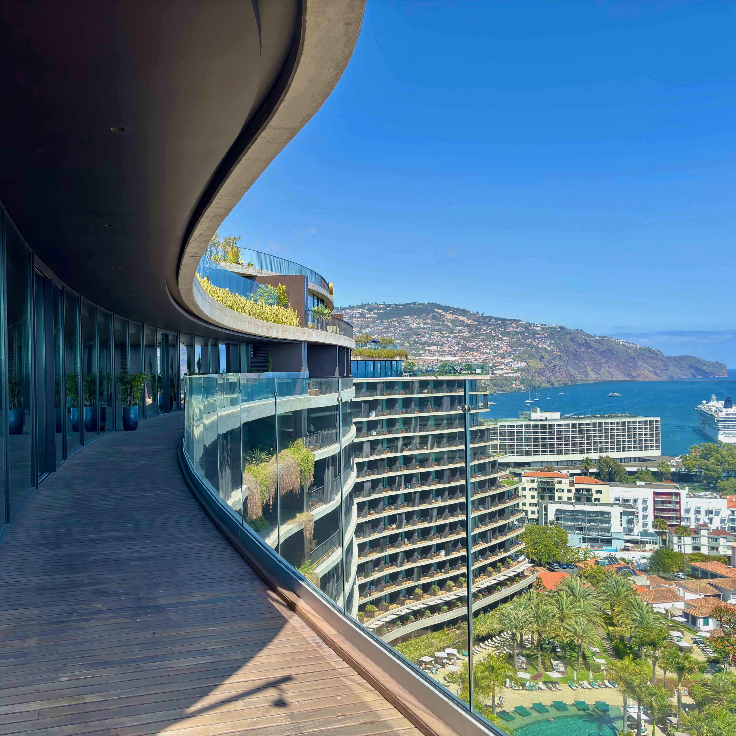 #027: How to Be Travel Vaccine Savvy, Madeira and Savoy Palace, Green Travel, Fidgeting