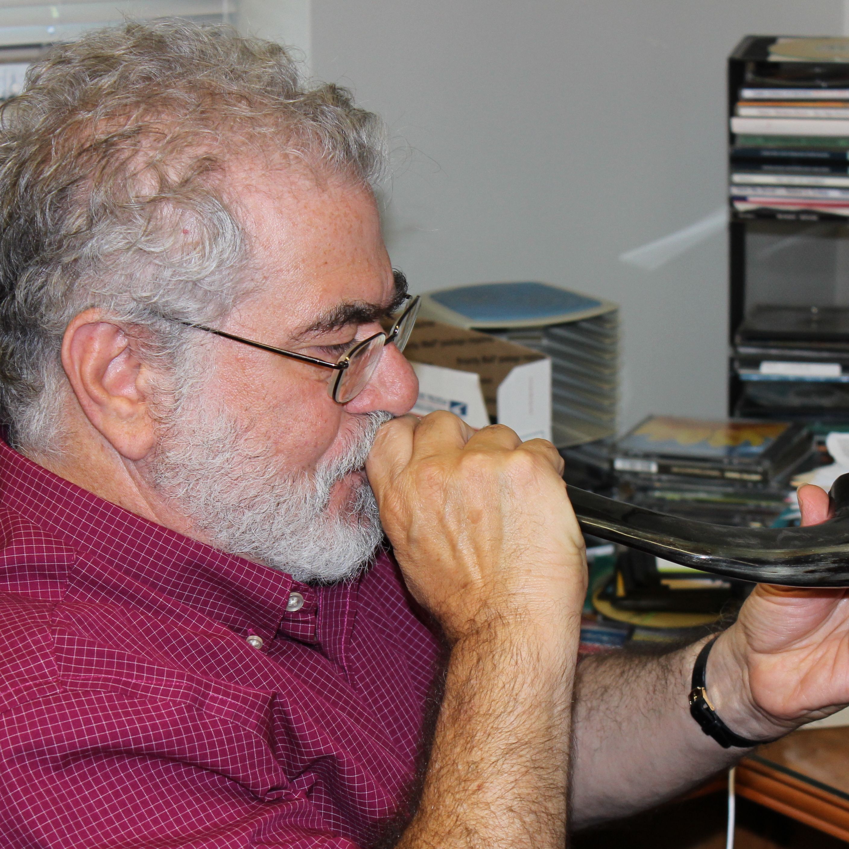 Rabbi Donald Cashman, discusses his faith and plays his shofar — Aug. 30, 2018