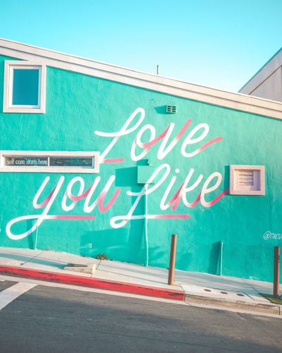 Love & Dating