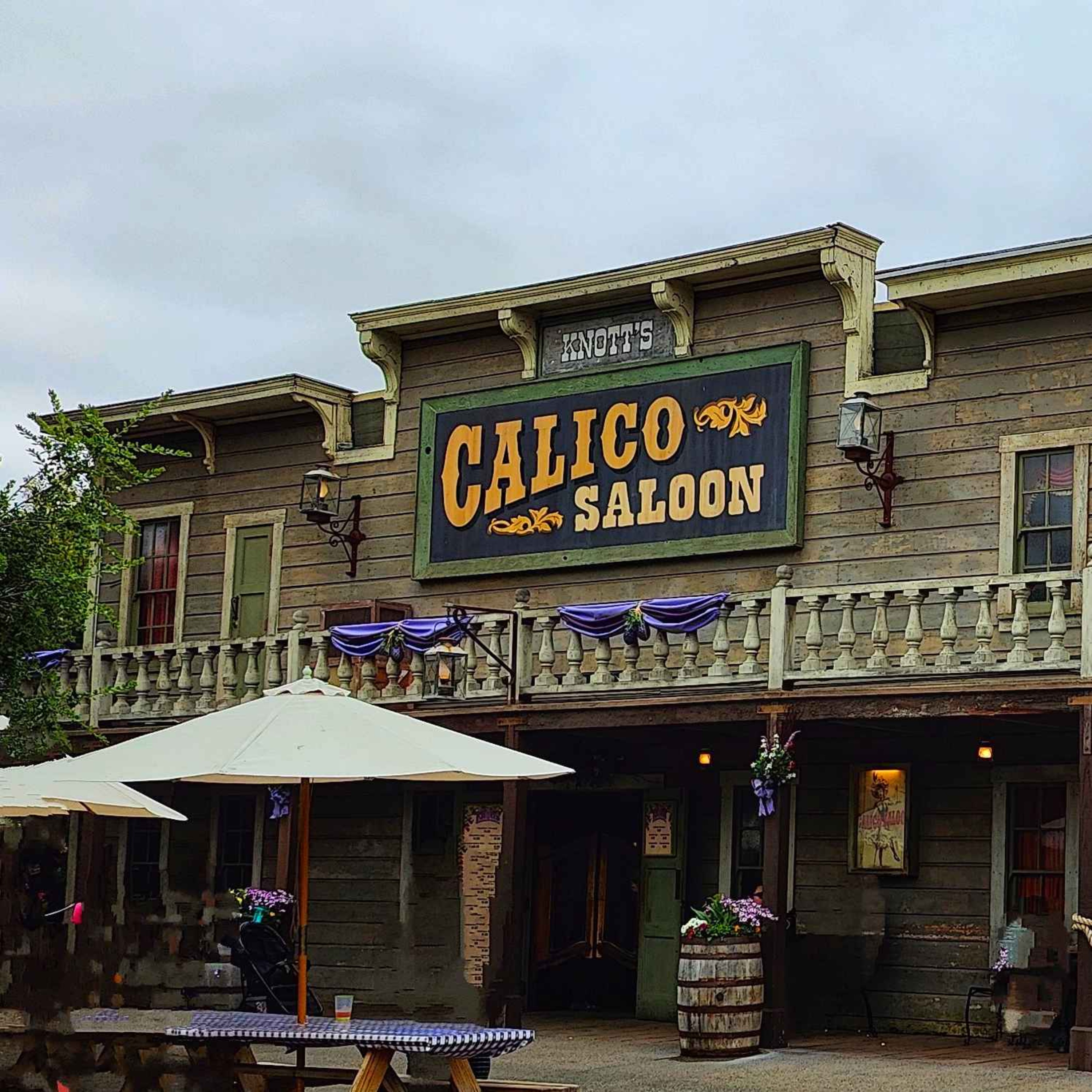 Knott's Berry Farm Review Part 3/10 - My Top 10 Food Spots