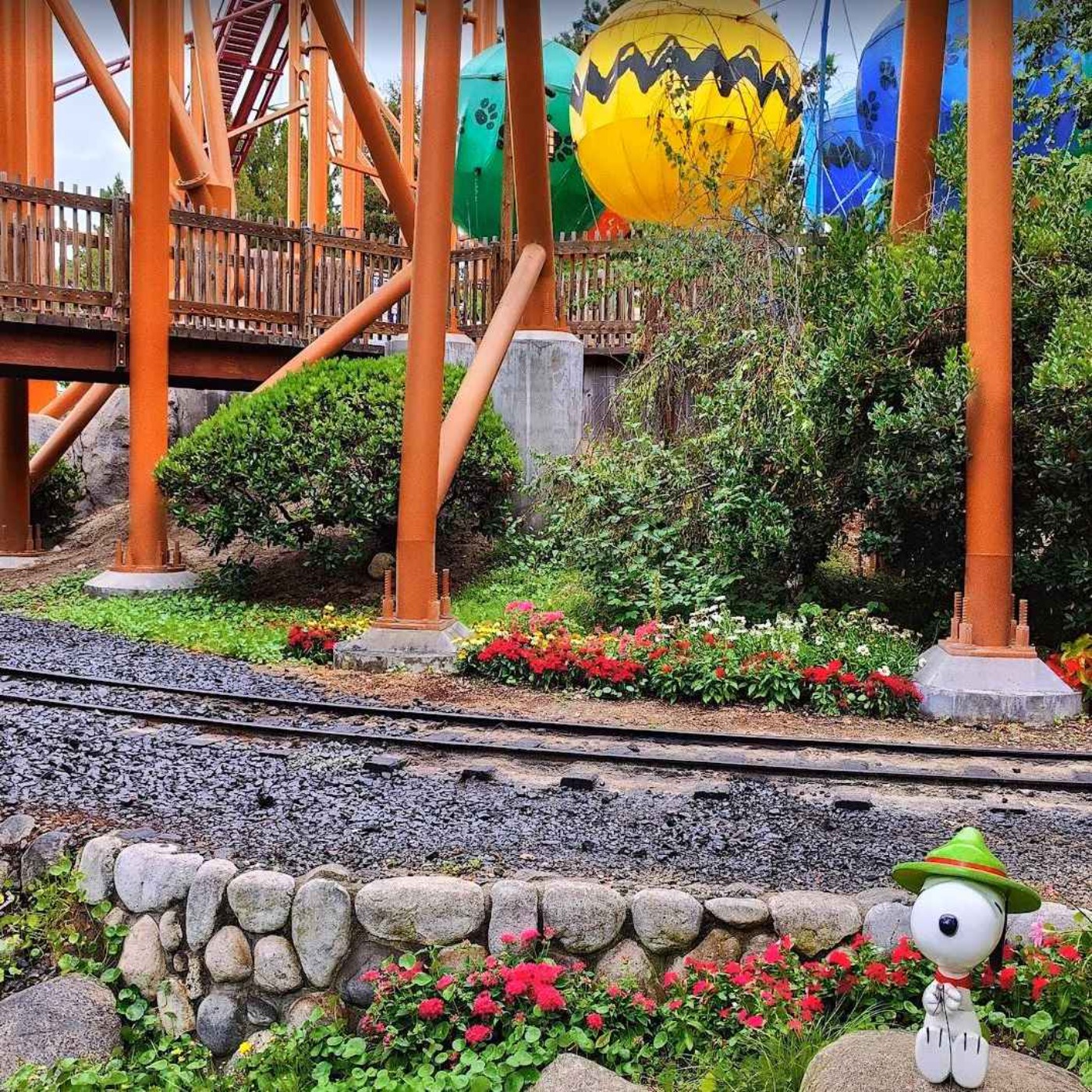 Knott's Berry Farm Review Part 06/10 - Top 10 Shops