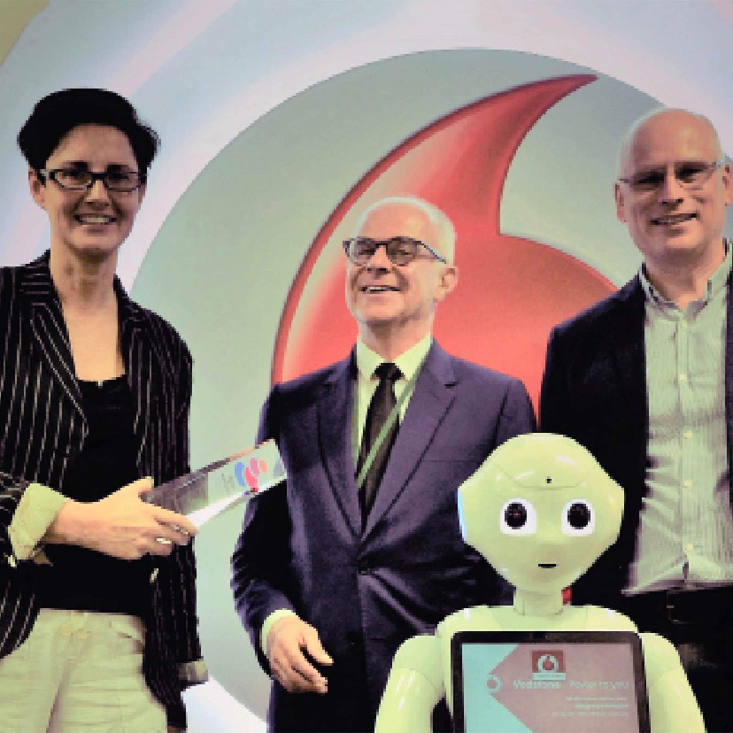 Episode 14: How Vodafone Won a Digital Workplace of the Year Award episode artwork
