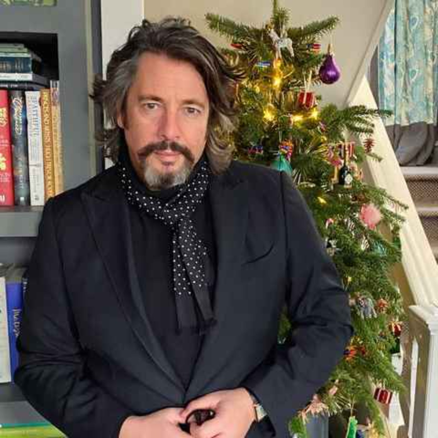 Laurence Llewelyn-Bowen