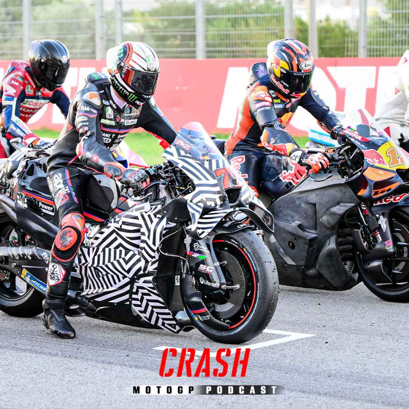 What did each MotoGP manufacturer test at Valencia? ⚙️