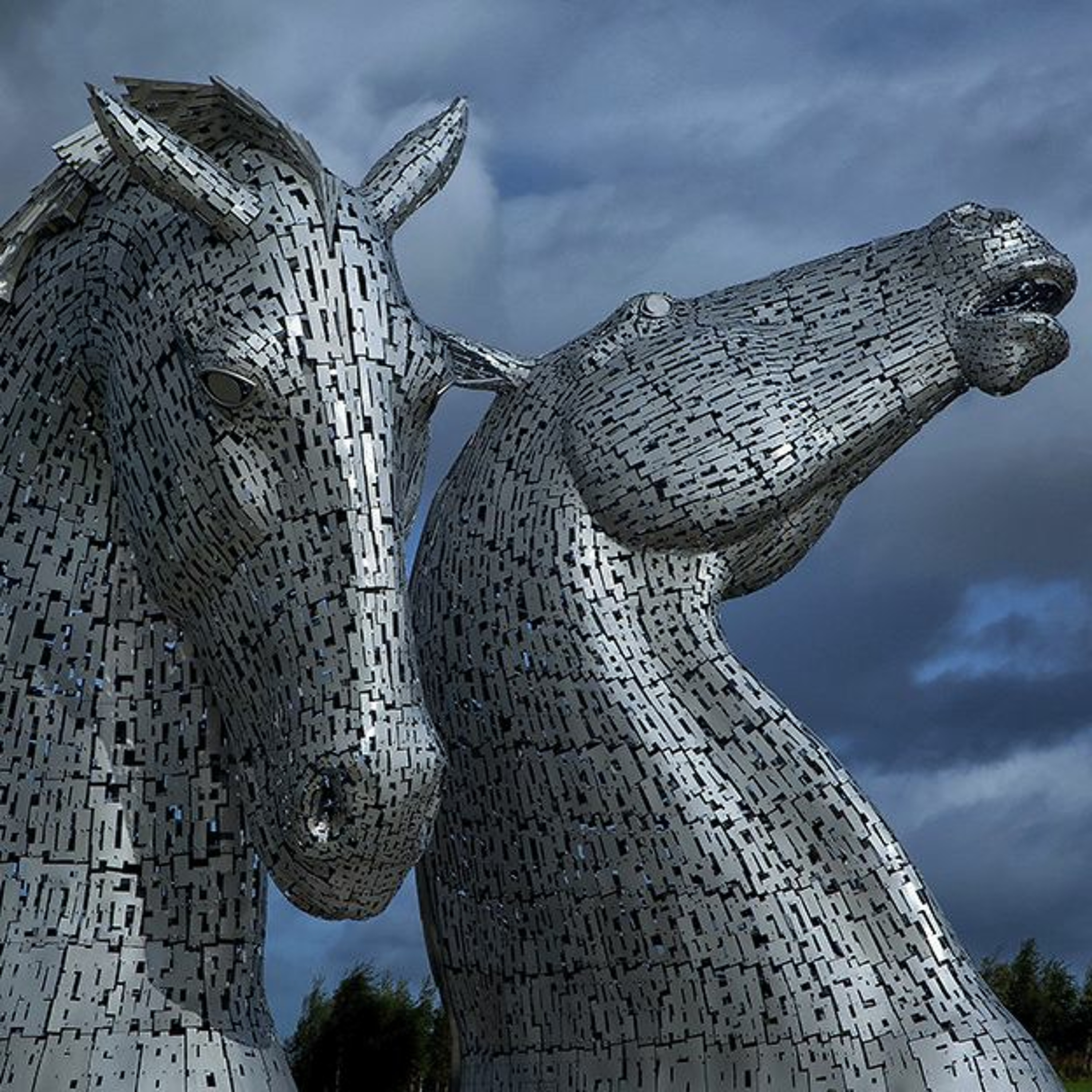Orkneyology.com ~ Orkney Islands native storyteller Tom Muir\'s \