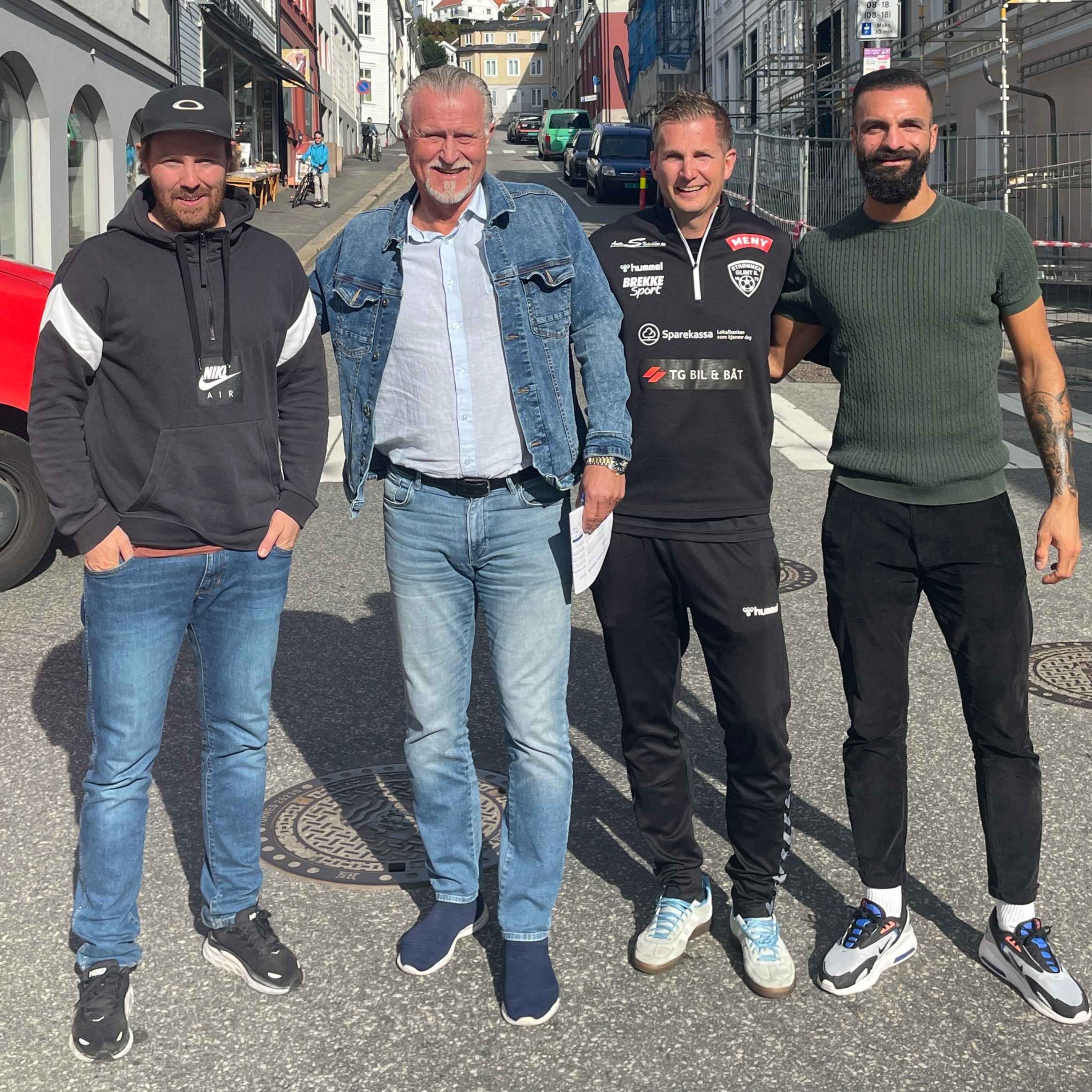 Agderposten på ball
