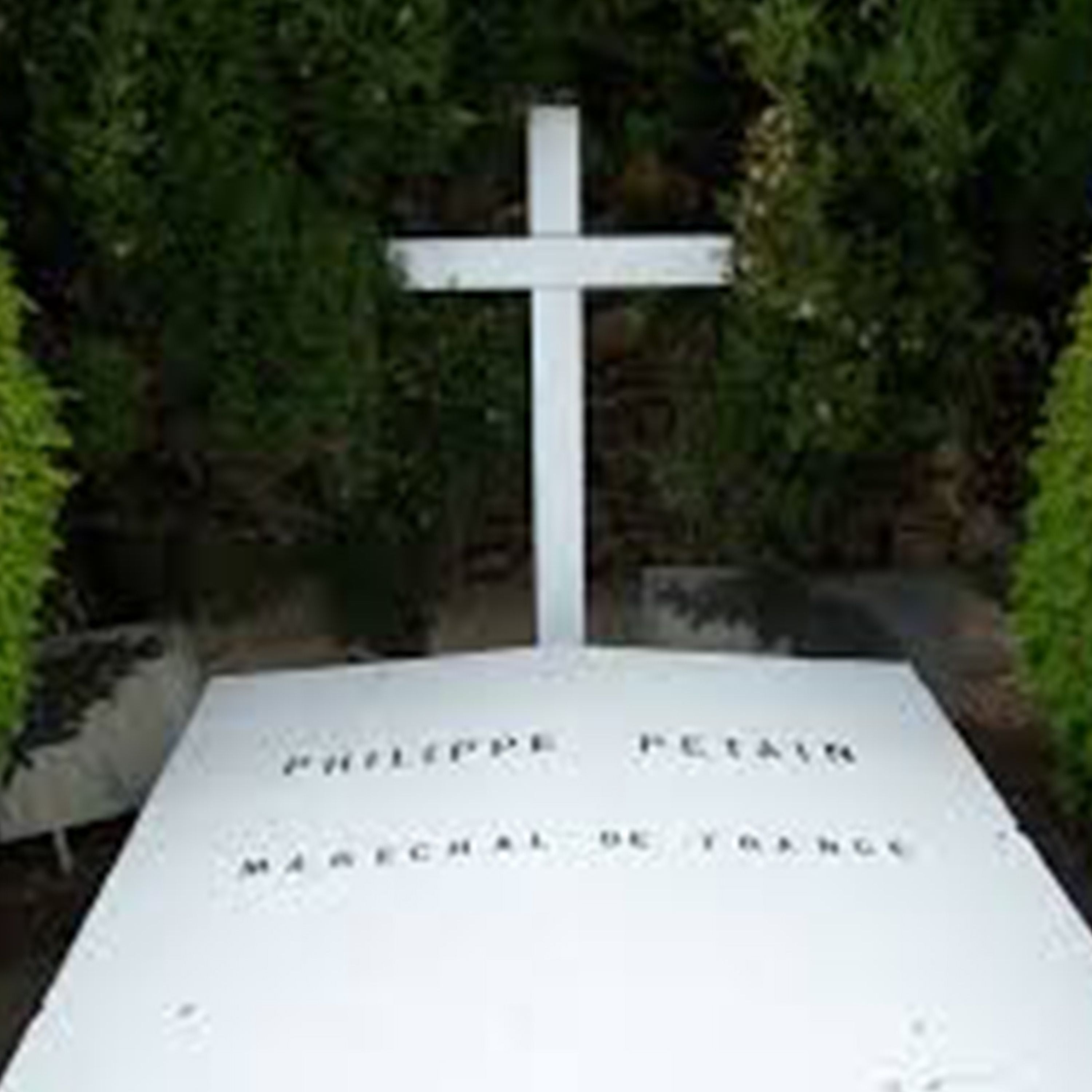 C'est arrivé le 19 février 1973 : le cercueil du maréchal Pétain est volé