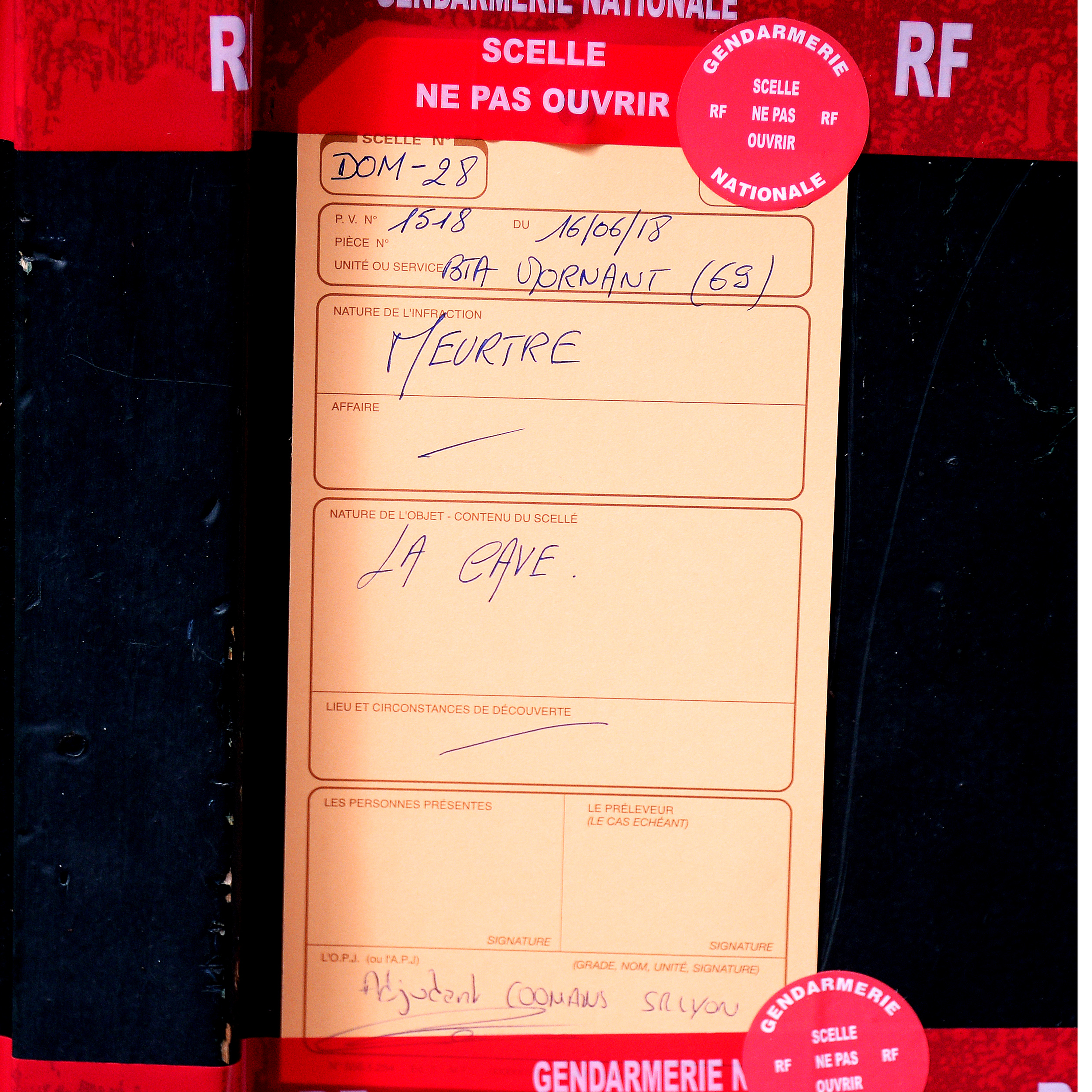 Qui a tué les Bébien ? 26 ans après le quadruple assassinat, personne n'a avoué (par Elise Colin)