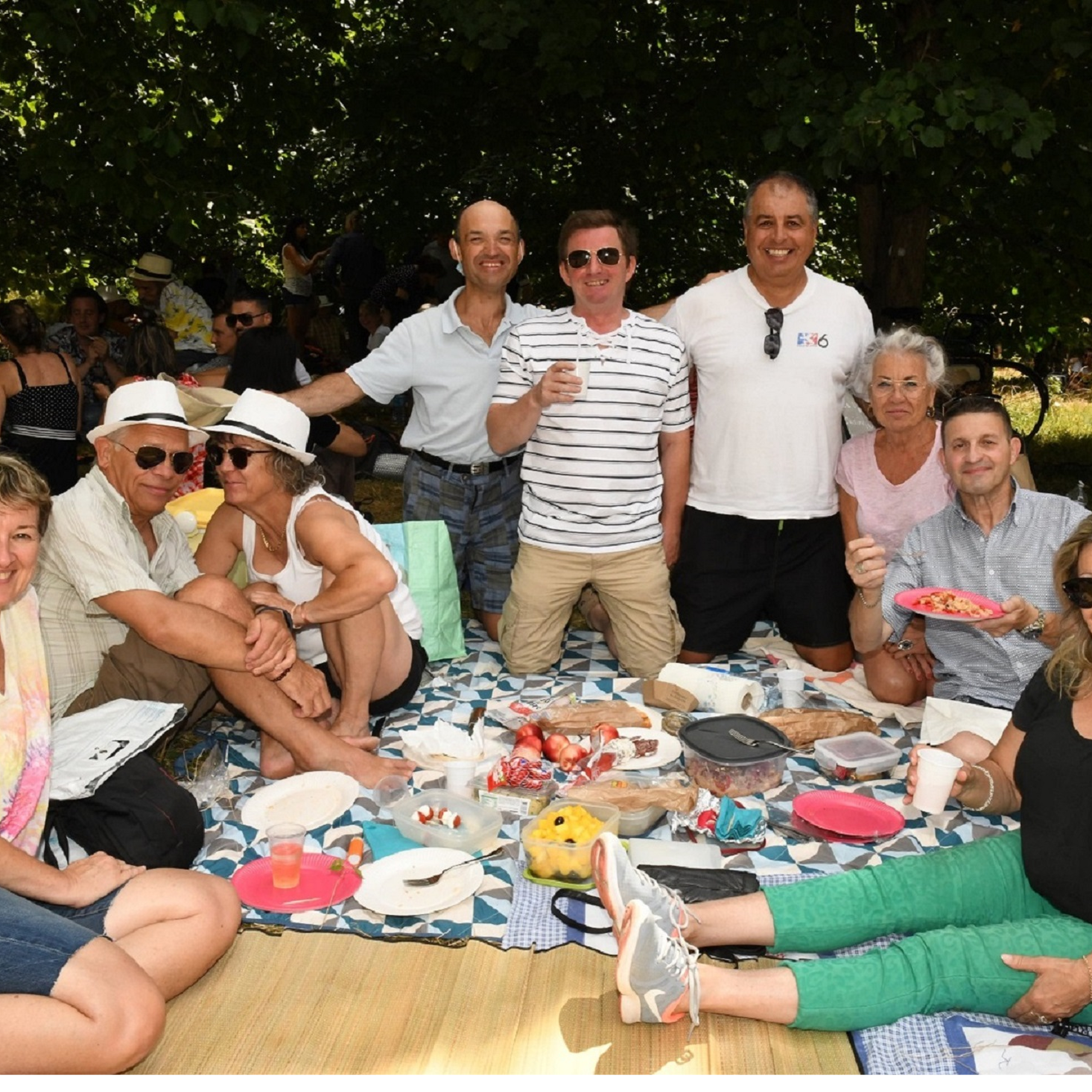 Pique-nique des célibataires à Lyon: ils sont venus chercher l'amour