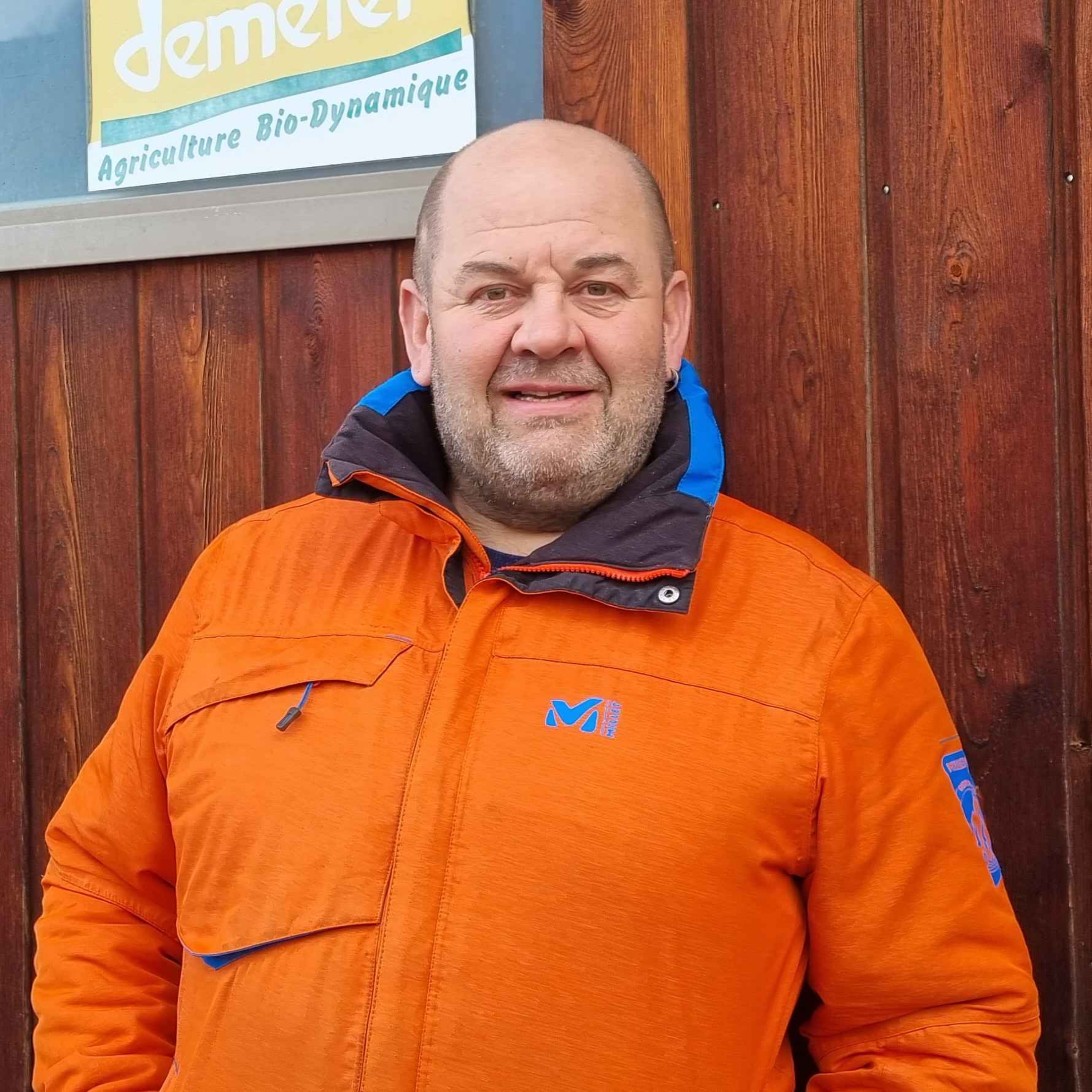 Jean-François Ganevat, vigneron de Rotalier, explique l'élaboration de vins naturels