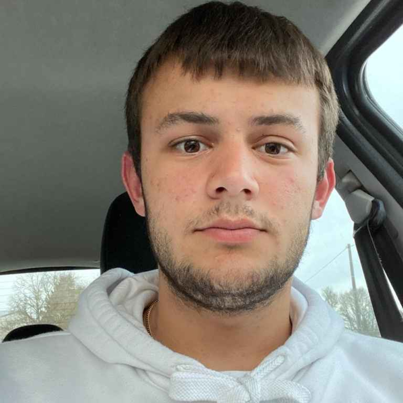 Alex Caille, apprenti paysagiste pour l’entreprise de travaux d'aménagement et entretien Terideal