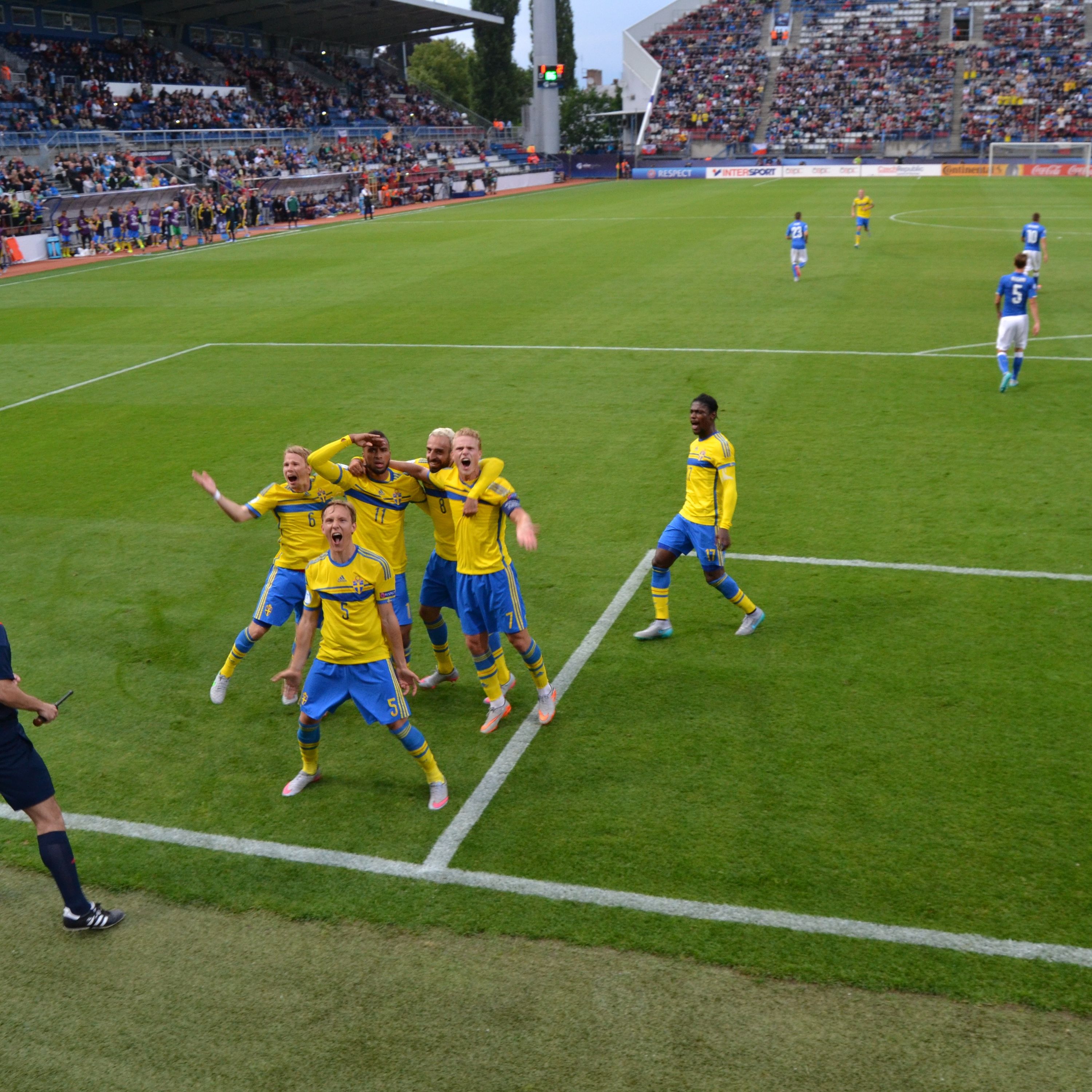 Avsnitt 1 - U21-EM, Tjeckien och gåshud — Camp Sweden - Vi är gul o blå cover