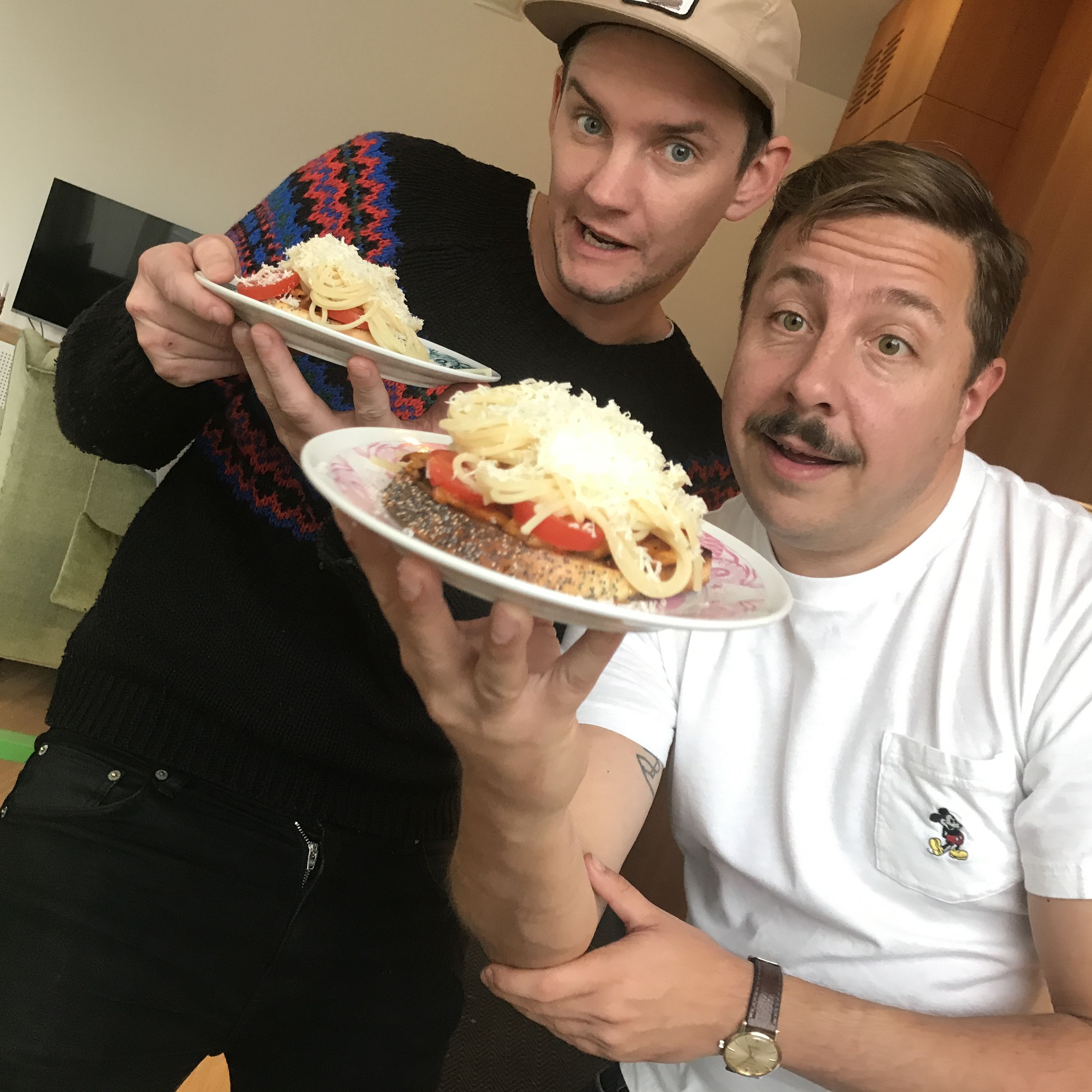 Macka 44: Smörstekta kantareller med spaghetti och parmesanost | 80 ...