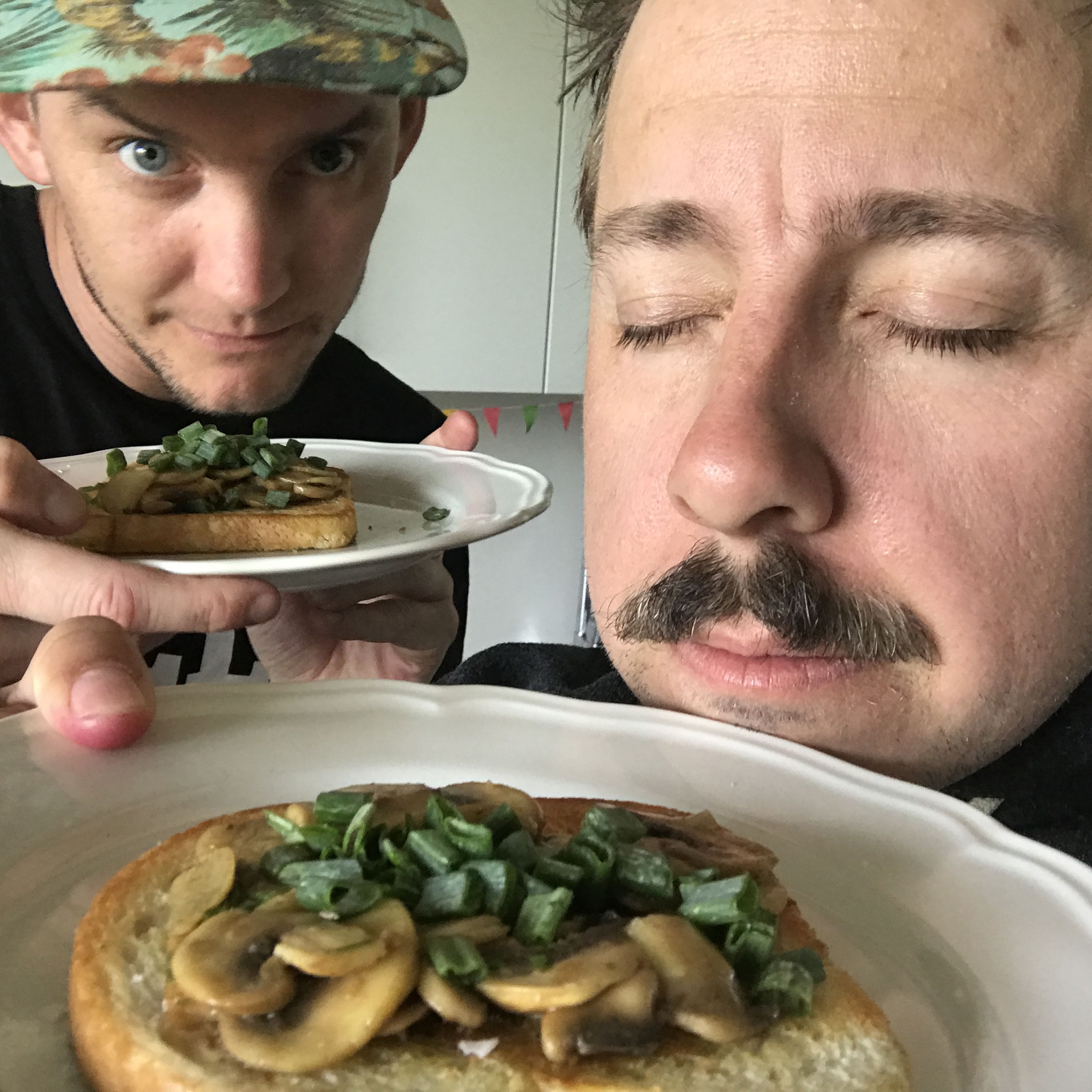 Macka 26: Champinjoner med smak av vitlök och basilika episode artwork
