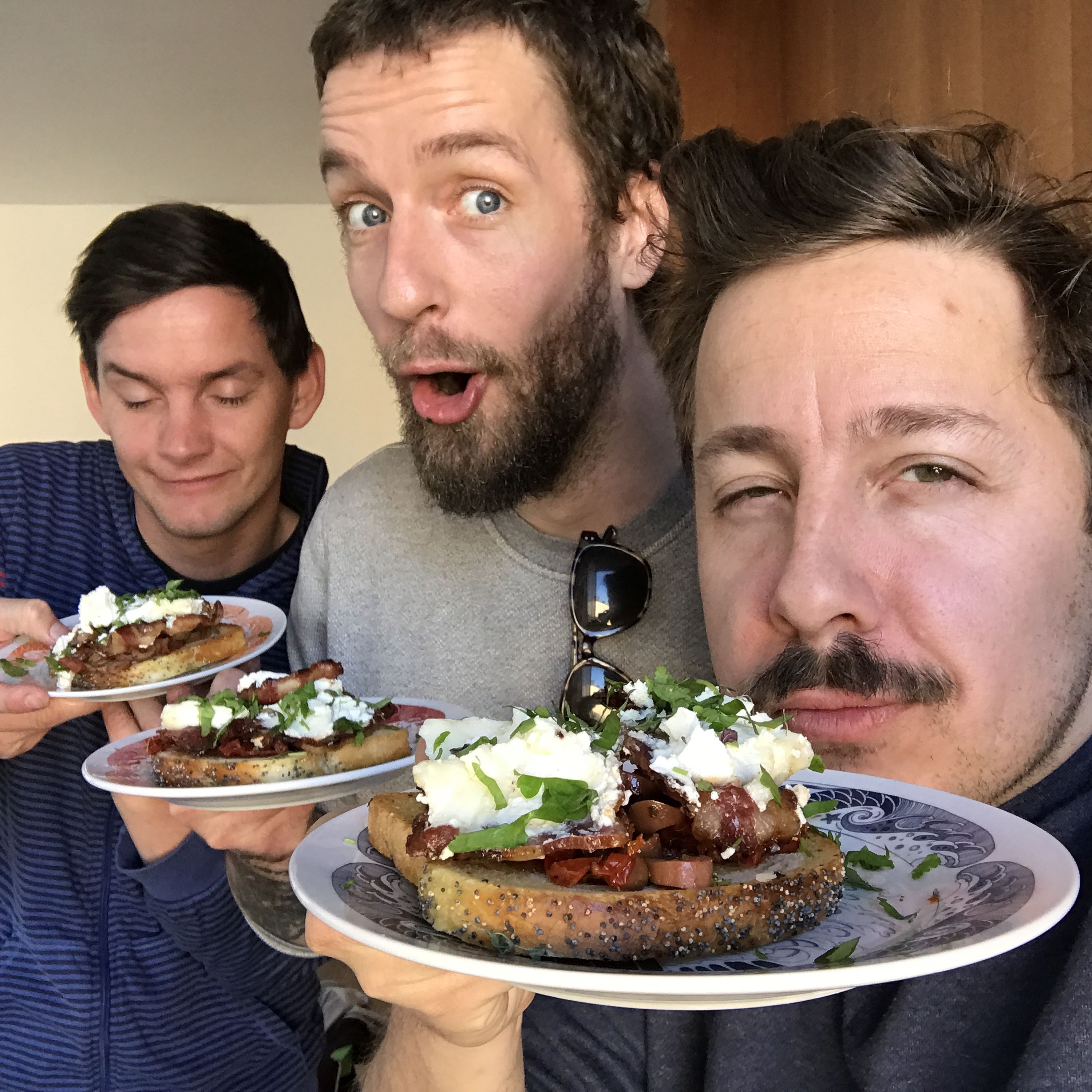 Macka 21: Chevré i bacon med oliver och soltorkade tomater episode artwork