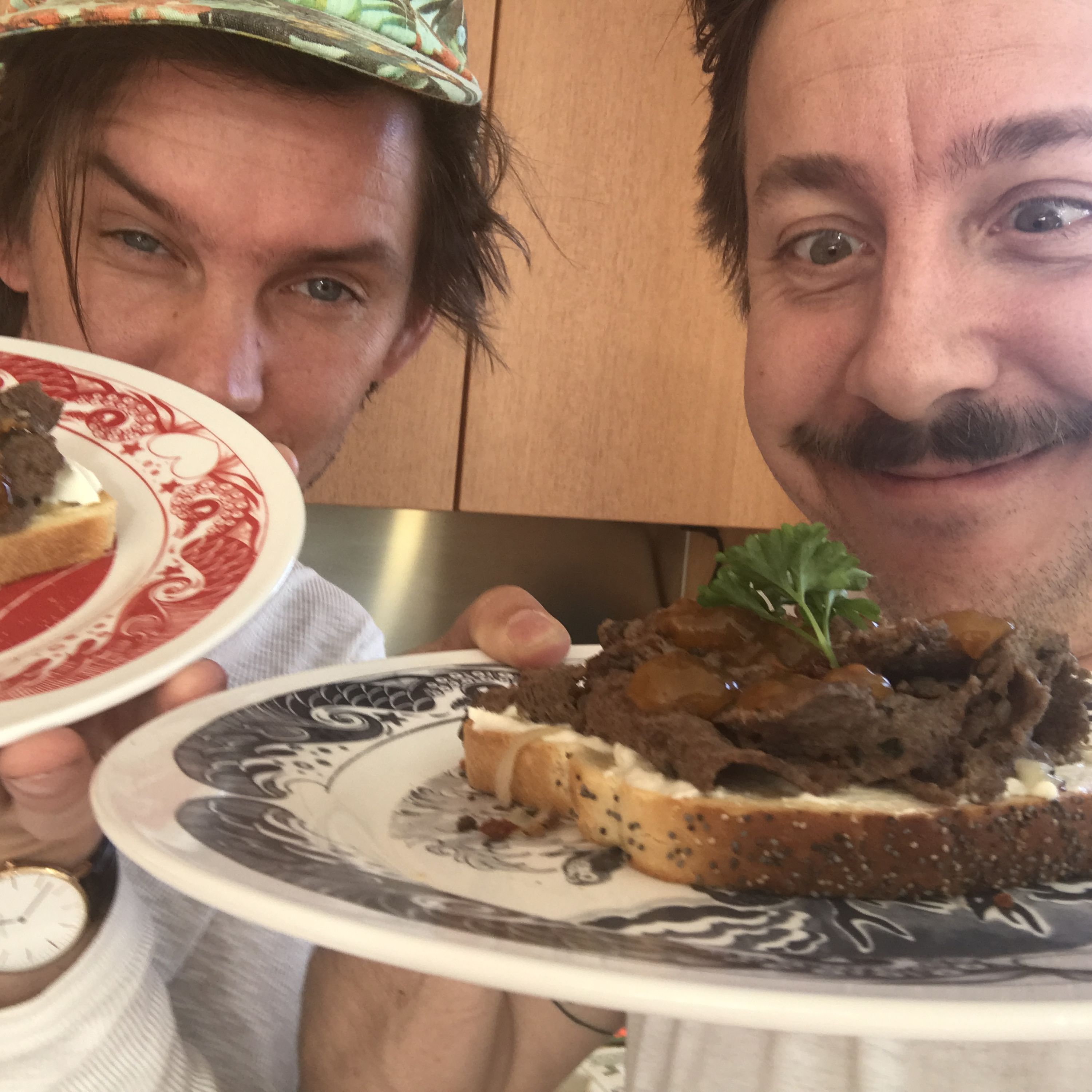 Macka 16: Renskav med mascarpone och hjortronsylt episode artwork