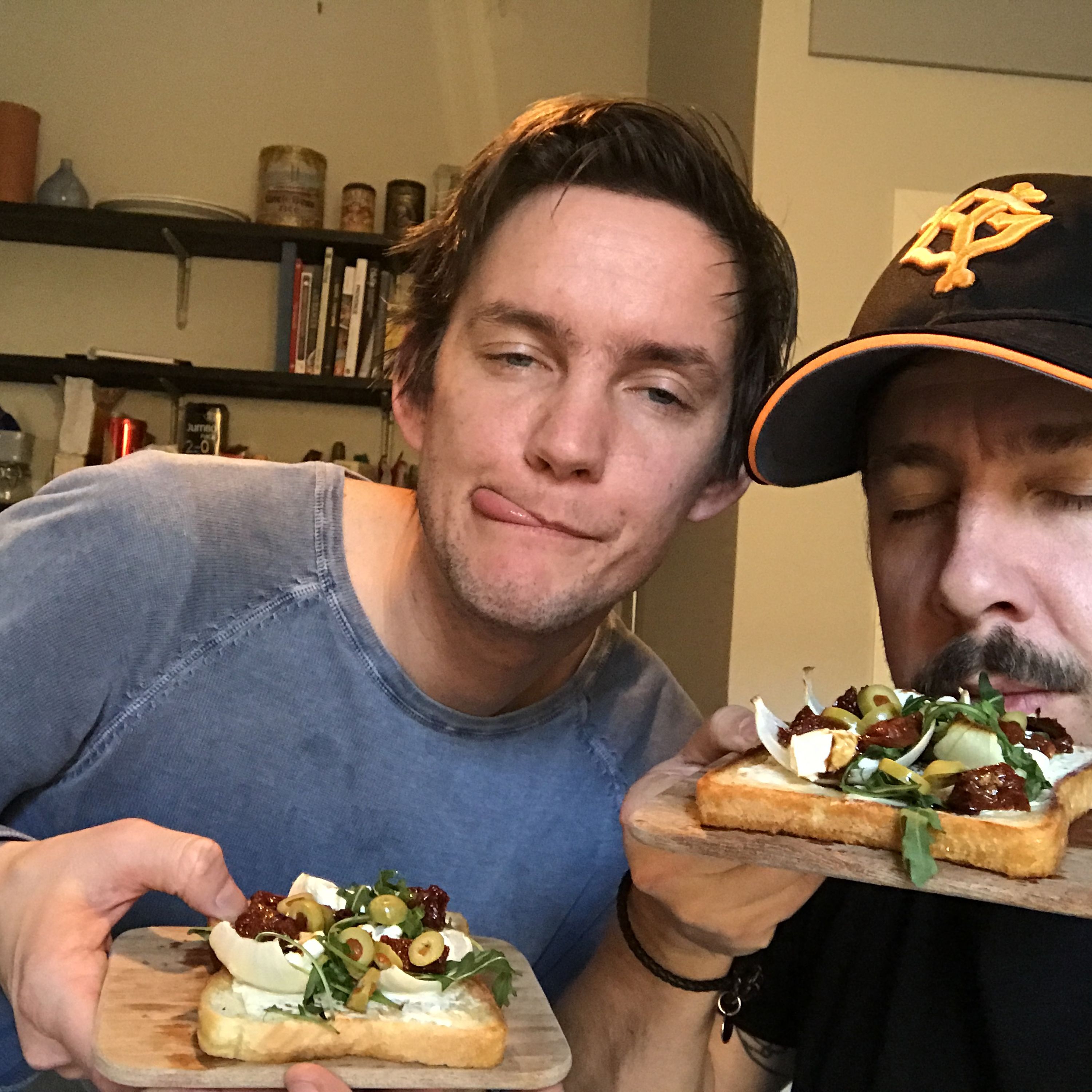 Macka 6: Ugnsbakad lök med Philadelphiaost och balsamvinäger episode artwork