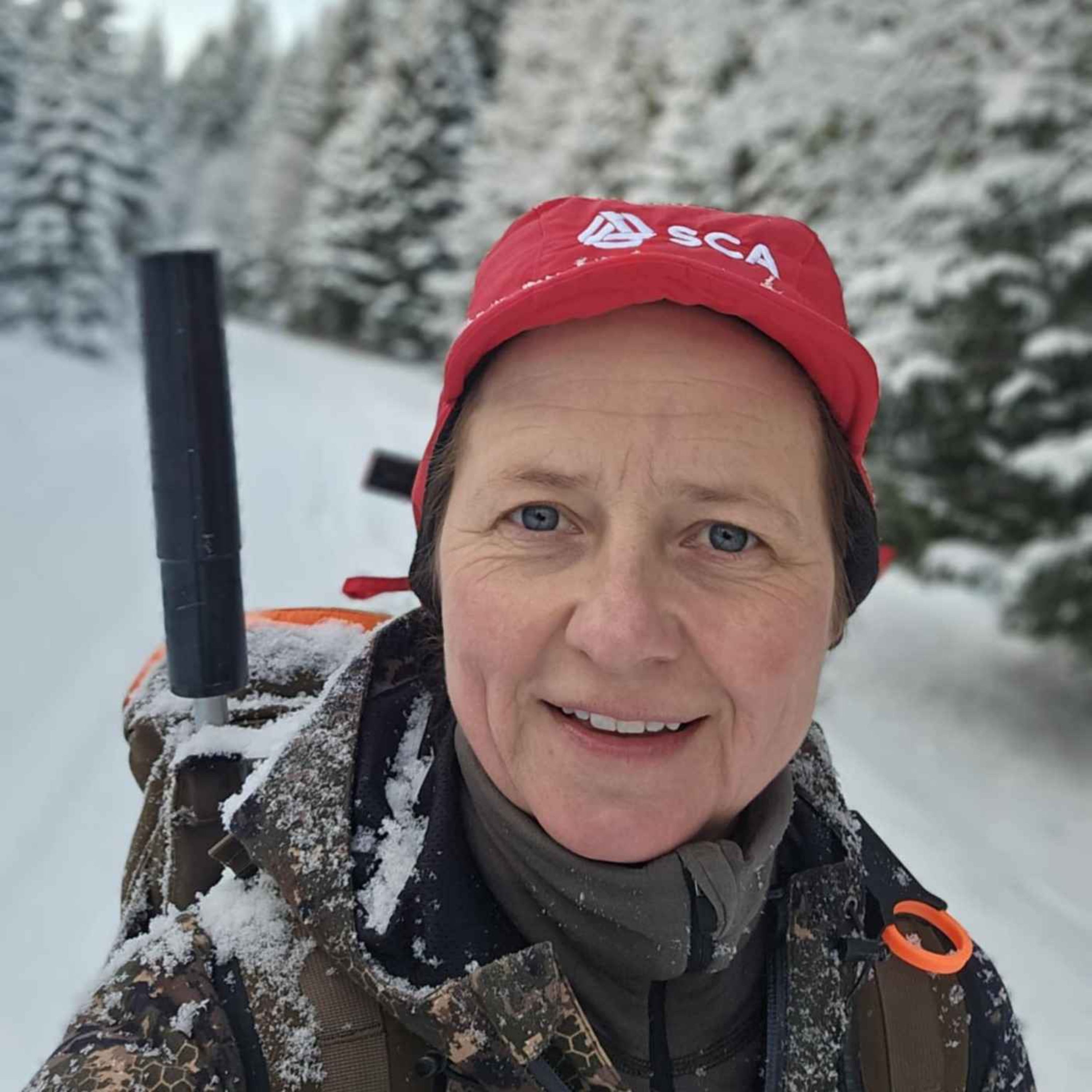 Hvit elghund, bandhund, løshund og jakthundtrening med Inga Berit Lein