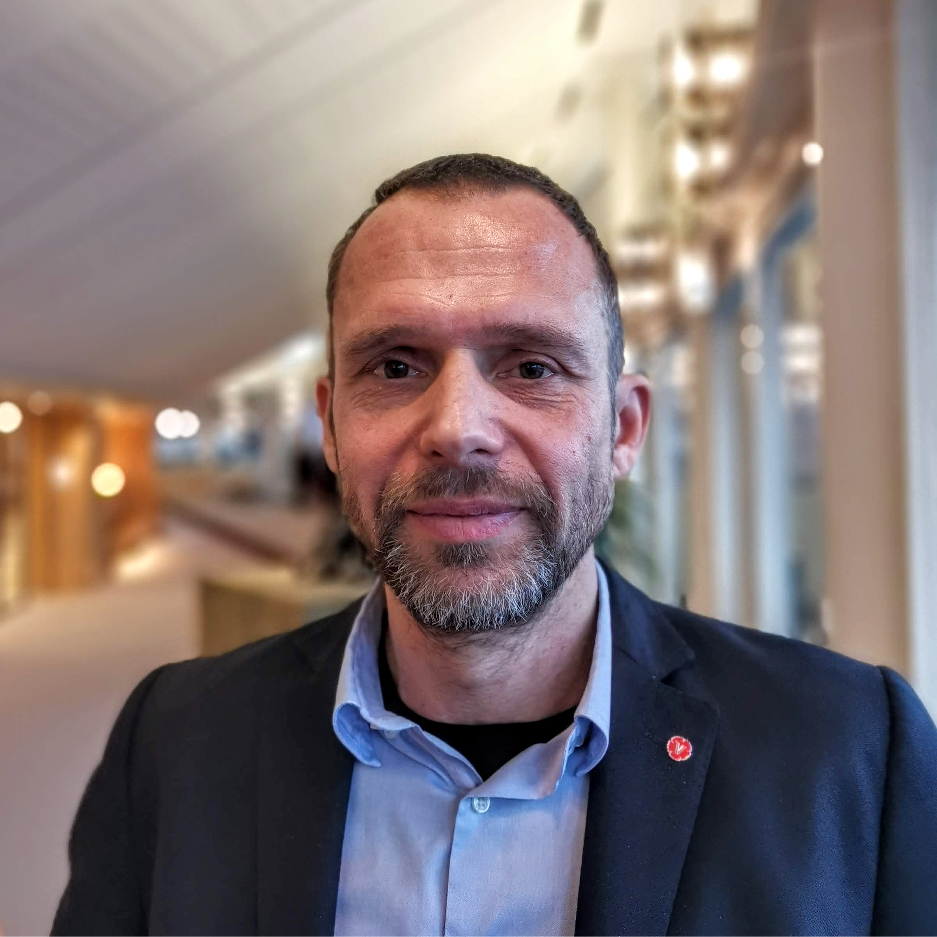Podcast-intervju med Vänsterpartiets Jens Holm om Arlanda Express