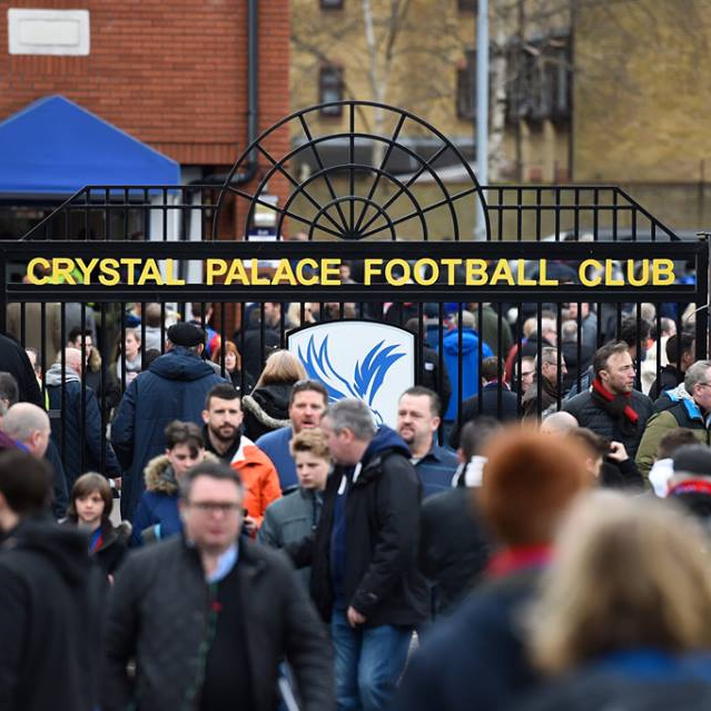 S1516E32 - Leicester, Plastics Go Into Meltdown