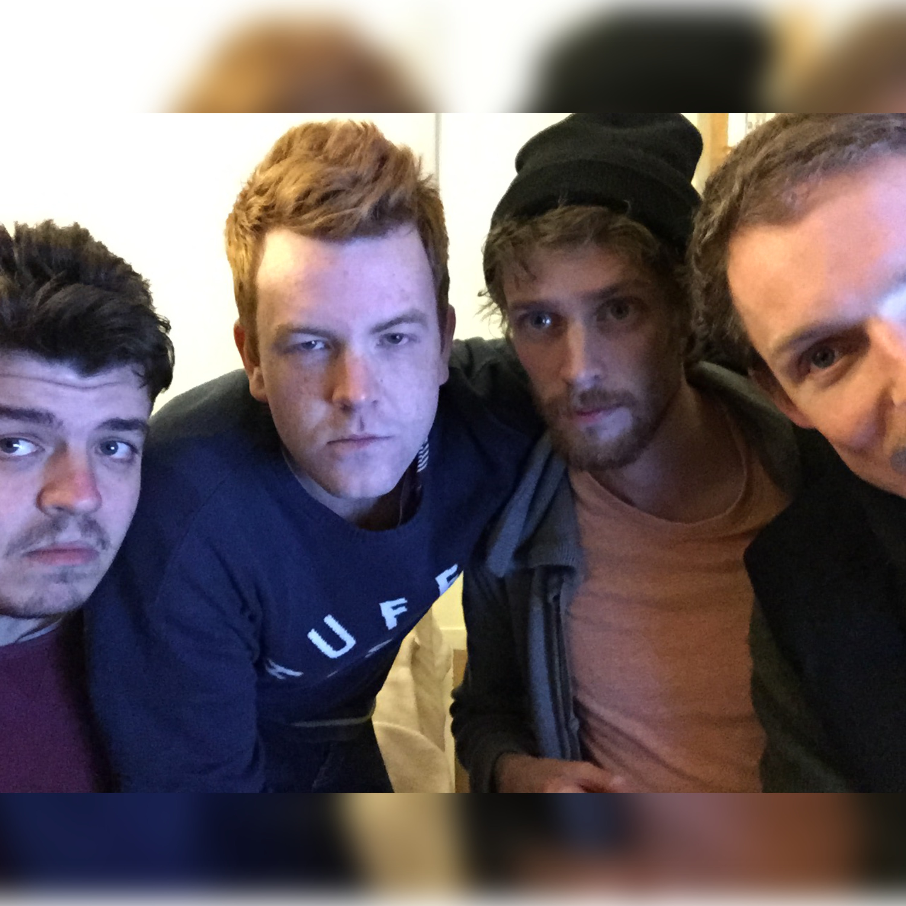 REPLAY: S02E16 - Smooching