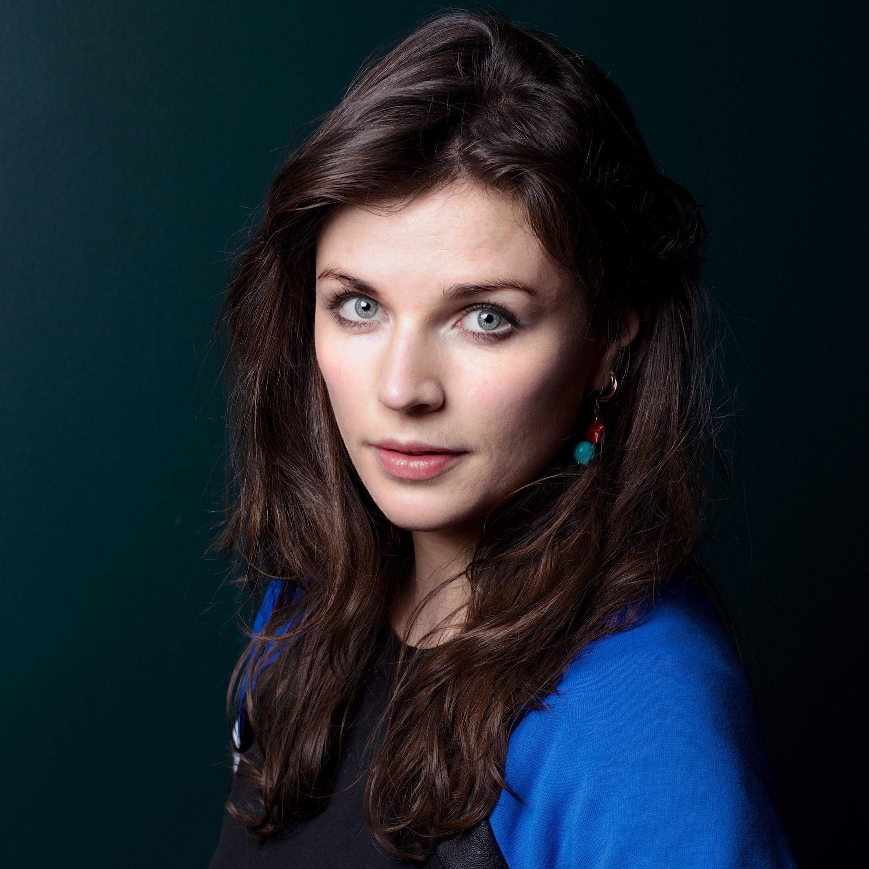 cover art for Aisling Bea, Group Dinners, Non-Drinking Friends & Being Defined By Our Jobs