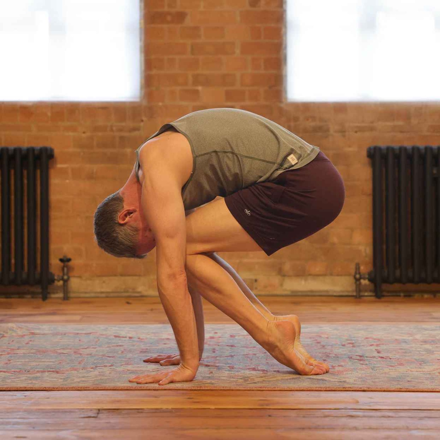 cover of episode The 5 Compartments of the Hip -- and How to Strengthen Them in Yoga