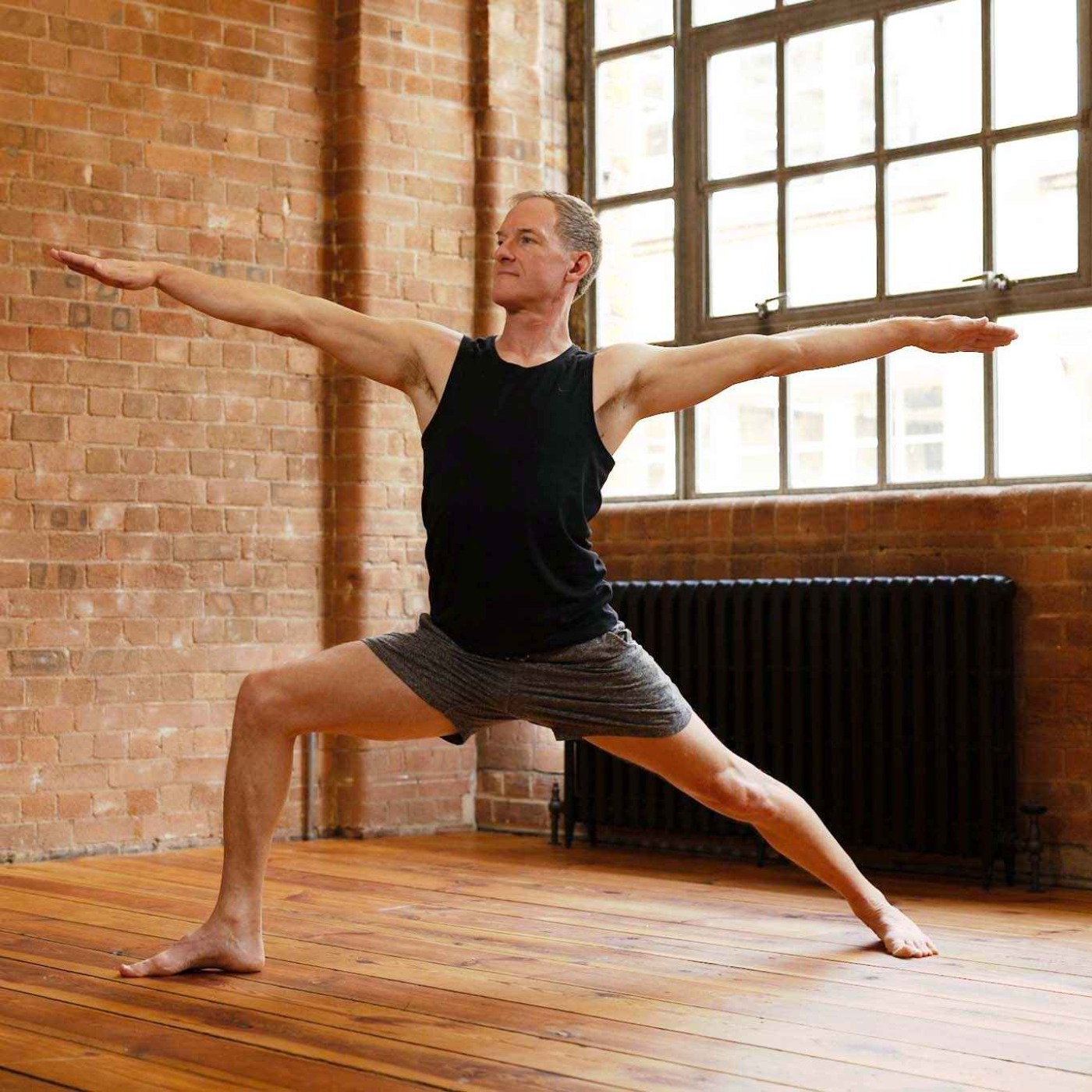 How to Demonstrate Yoga Poses Effectively (In-Person & Online)