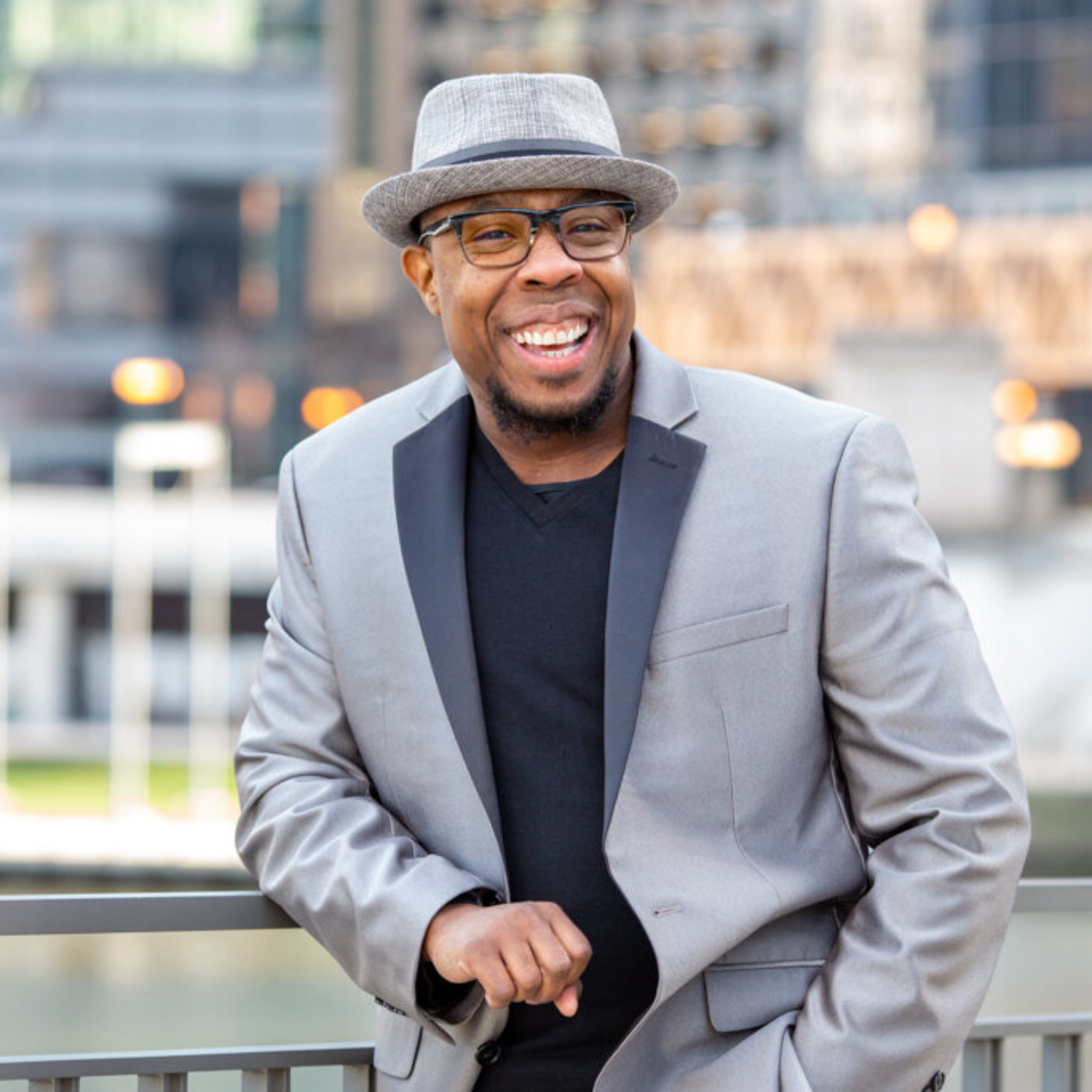 Ep. 91 - Loneliness and Building Relationships (with Lee Hopkins)
