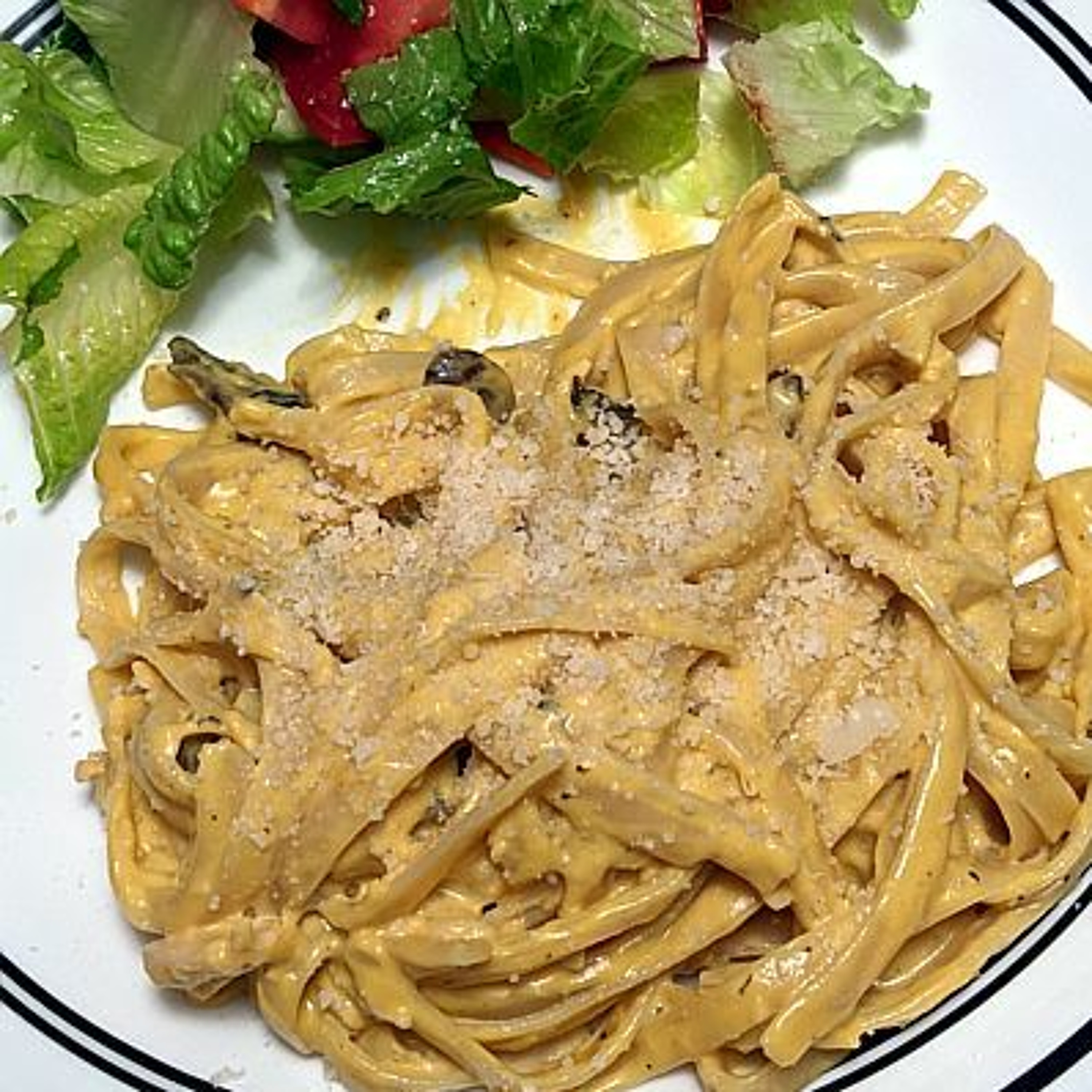 Linguine Day Idea: Pumpkin Alfredo with Chicken & Mushrooms : A Cookalong Original