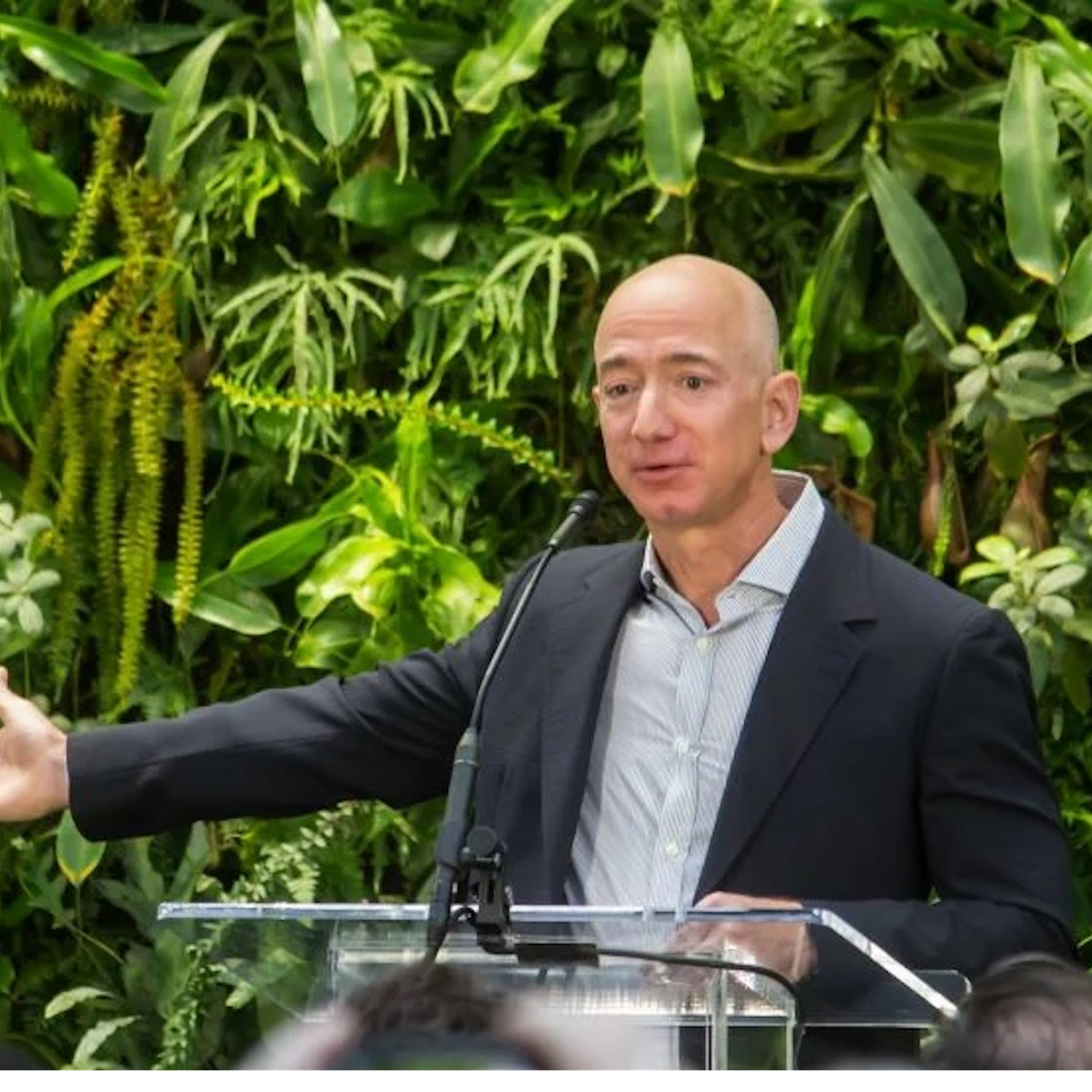 Jeff Bezos avance son départ en tant que PDG d’Amazon au 5 juillet
