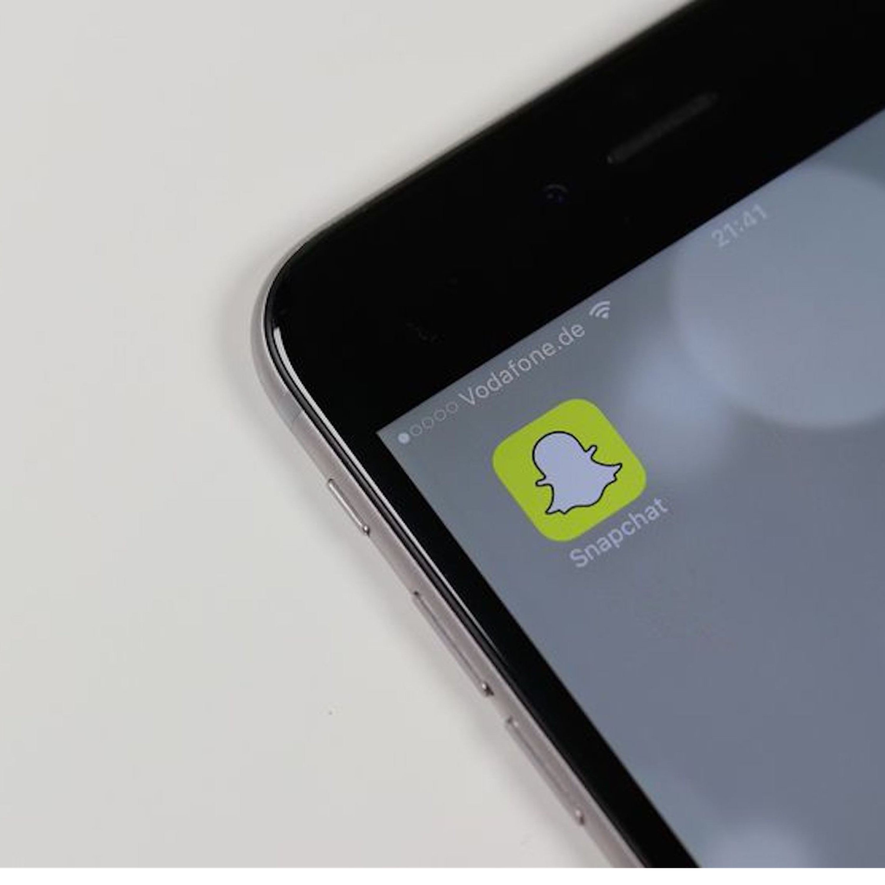 À l’inverse de Zuckerberg, le PDG de Snap salue l’App Tracking Transparency d’Apple