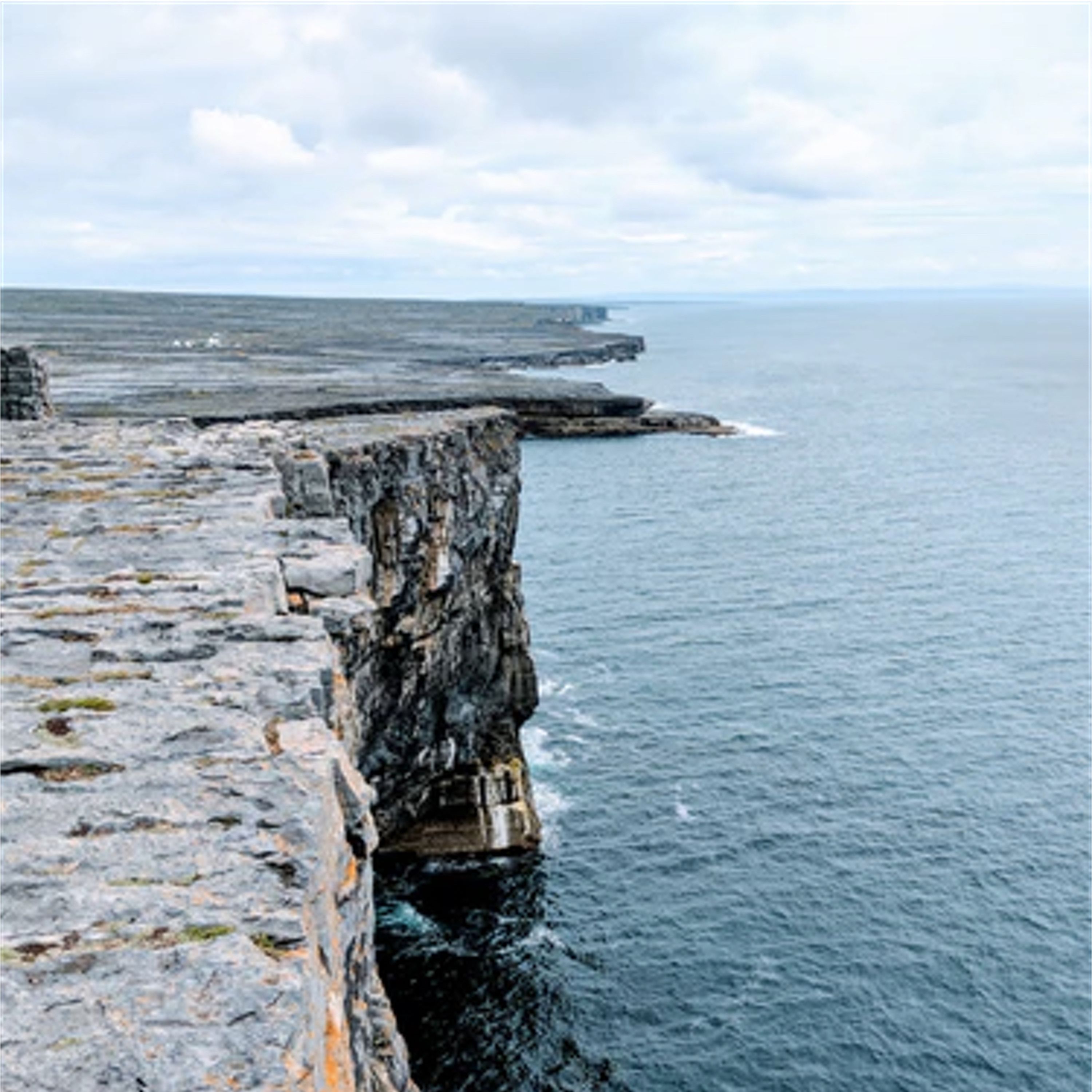 La Falaise aux soupirs - nouvelle spéciale Halloween