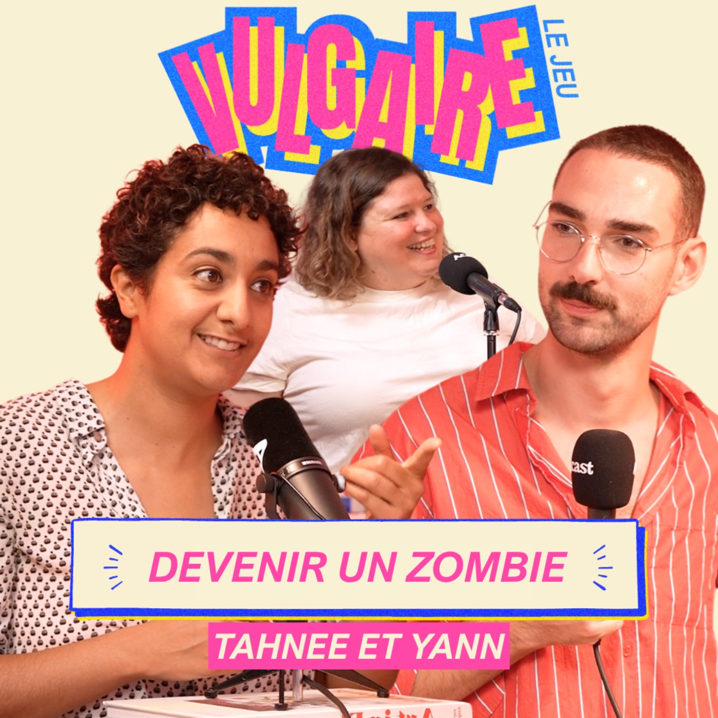 Vulgaire - Bider devant RuPaul, Coq toxique et Tortue Alpha