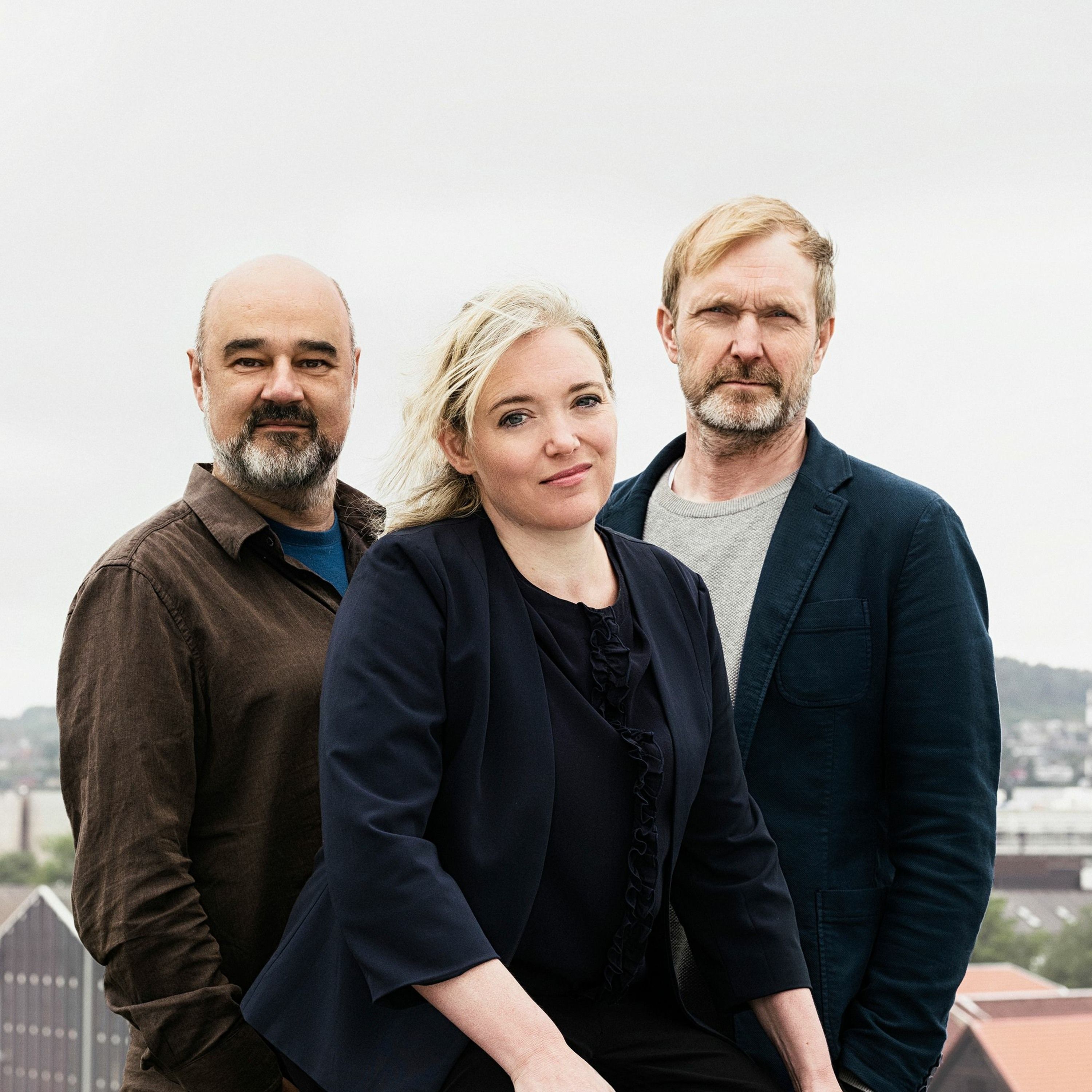Oslo-eliten, bompengekrig, regjeringens fremtid, kultursommeren og JanO. episode artwork