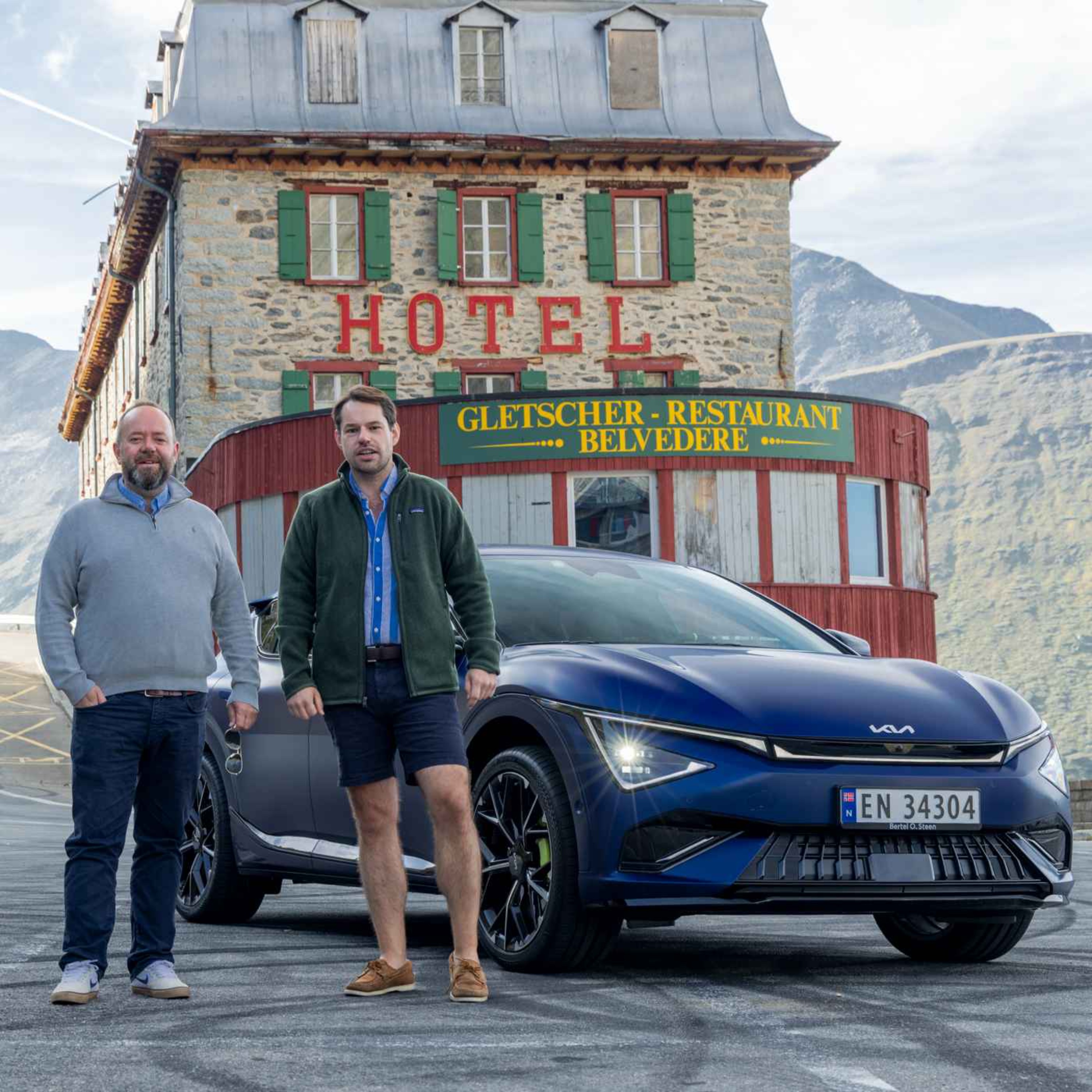 Mil etter mil - en podcast om bil Podcast: Bonus: Alpetur med 650 hestekrefter – Kia EV6 GT facelift Mil etter mil - en podcast om bil episode image