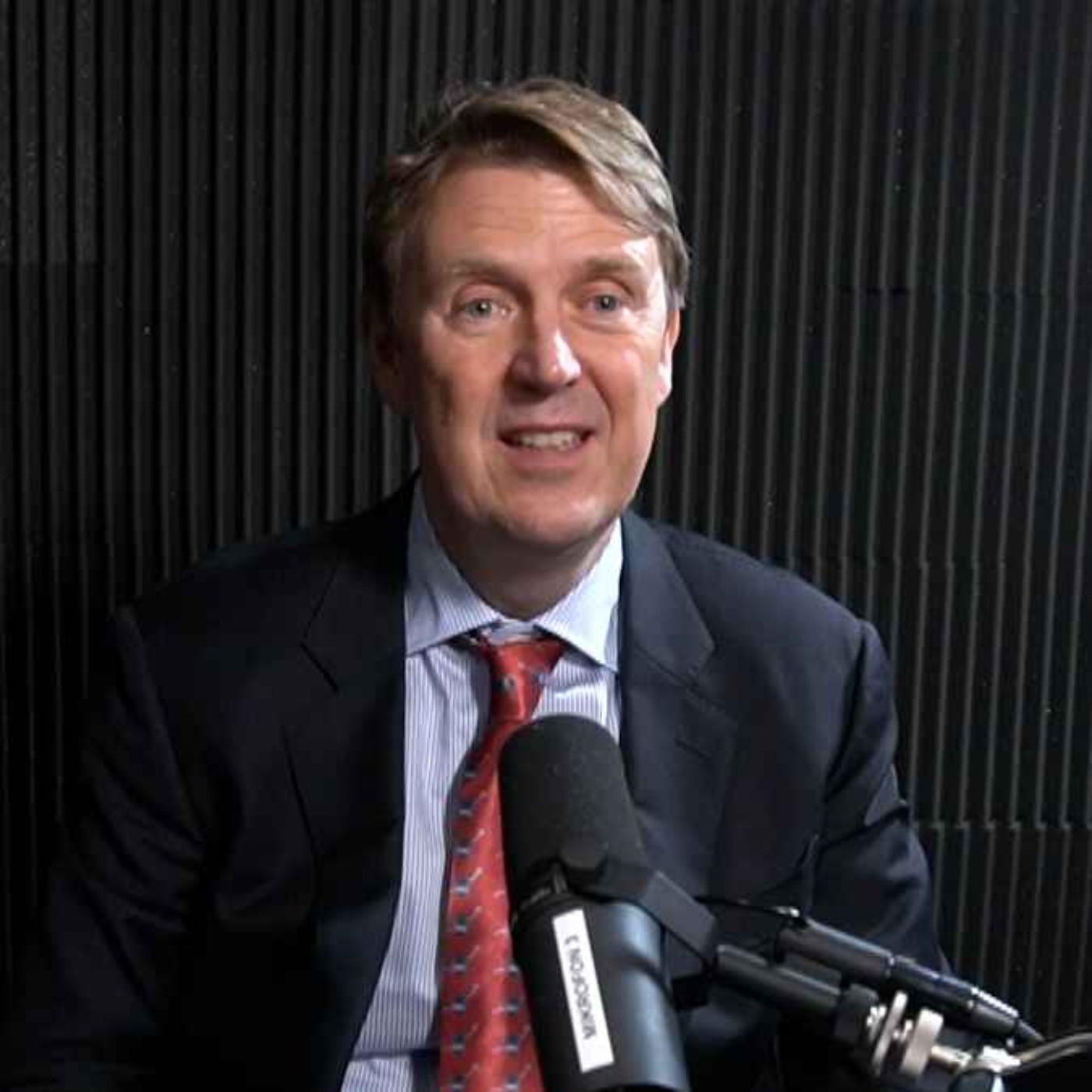 John Olaisen velger oljeselskaper fremfor oljeservice.