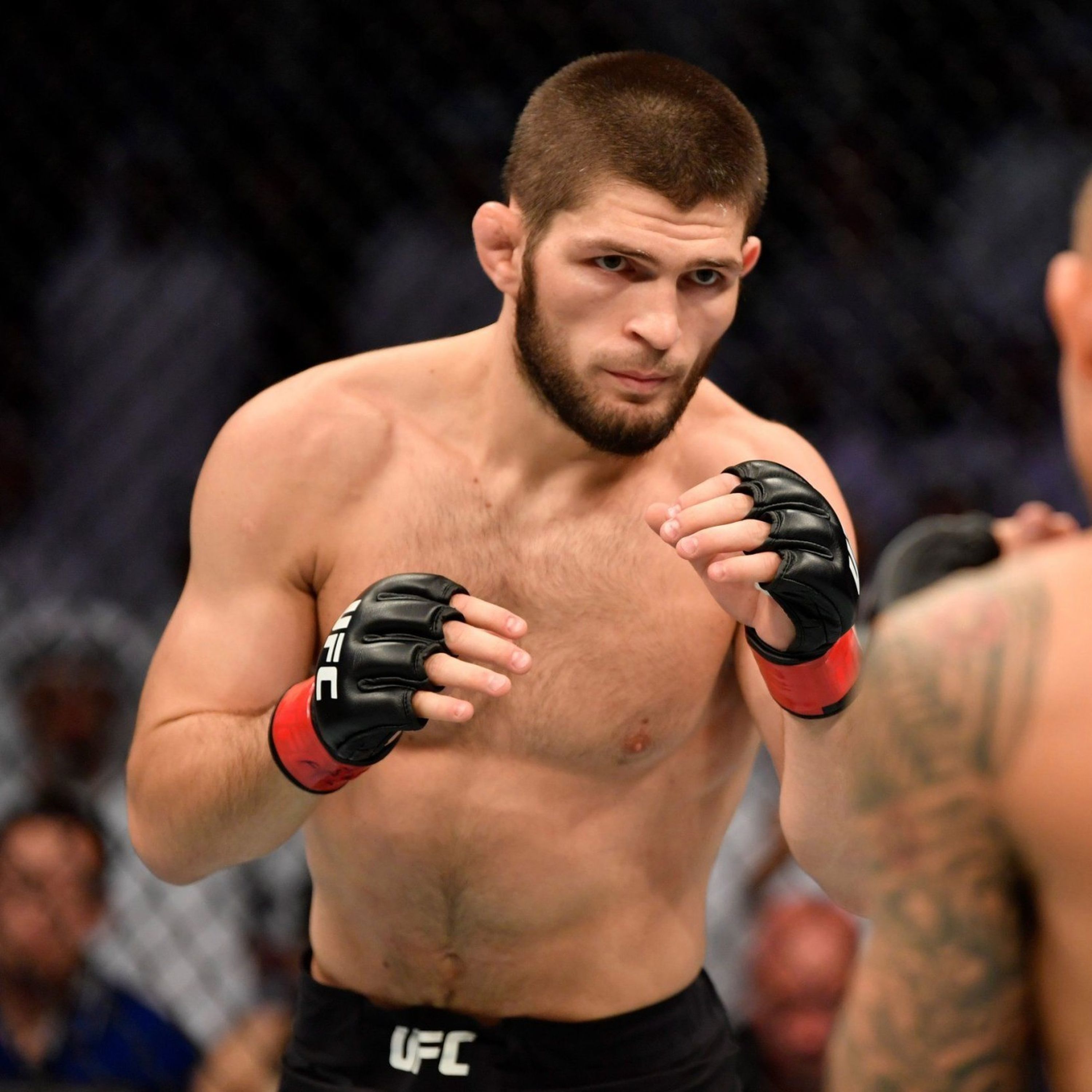 Khabib Nurmagomedov - deux hommes pour faire tomber la superstar de l'UFC!
