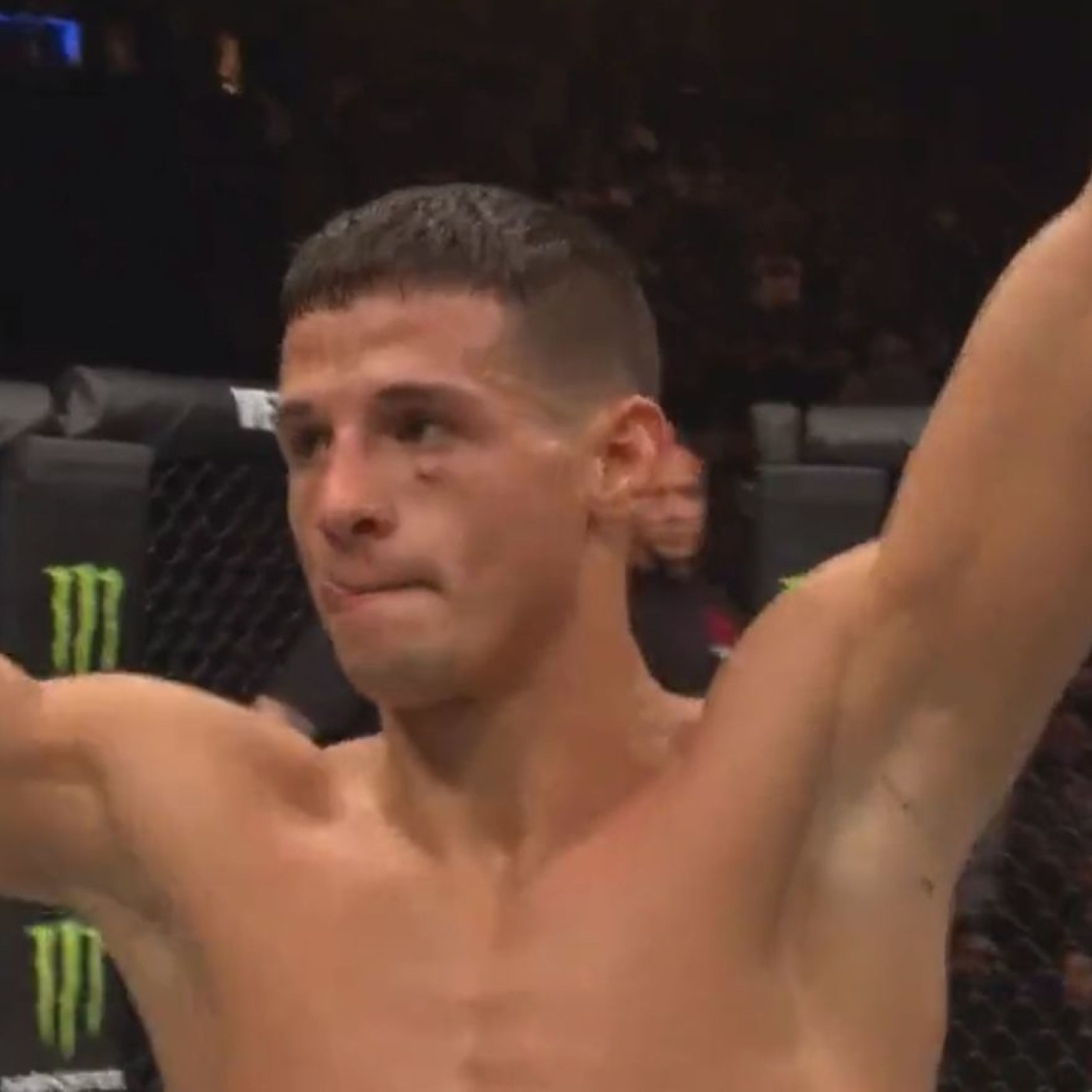 Tom Duquesnoy à l'UFC London : une victoire et beaucoup de questions - Podcast La Sueur
