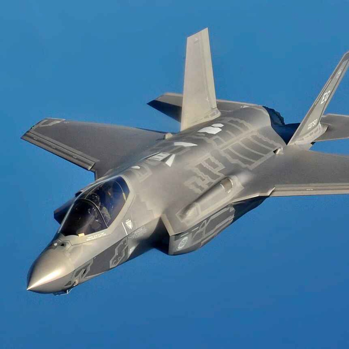 S11E2 Buying Bombs: Defence Procurement in Canada