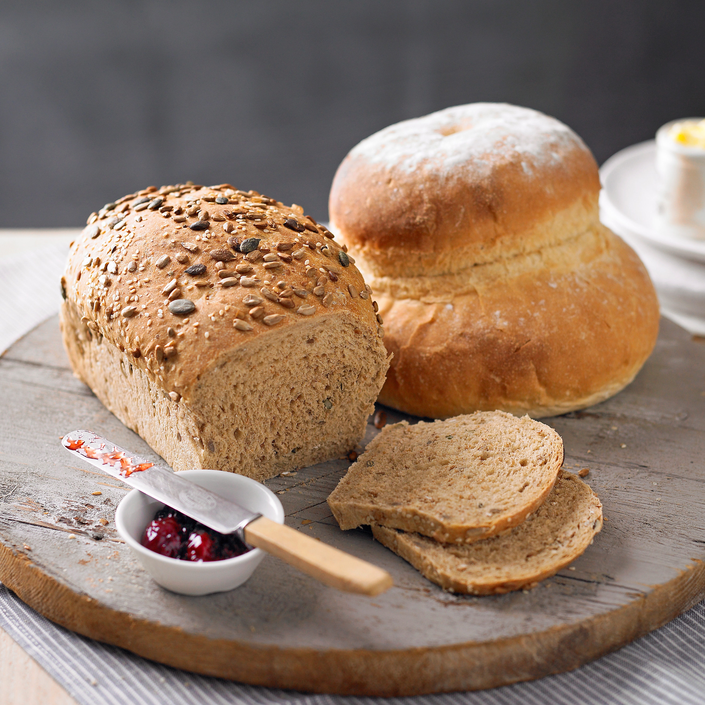 To make bread. Хлеб обеденный. baking. baking bread.