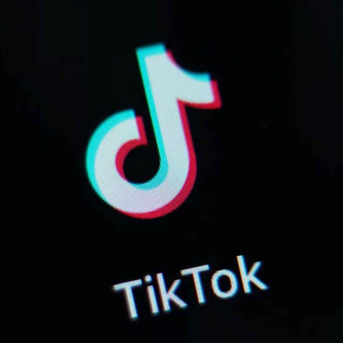 TikTok returns to US app stores - for now