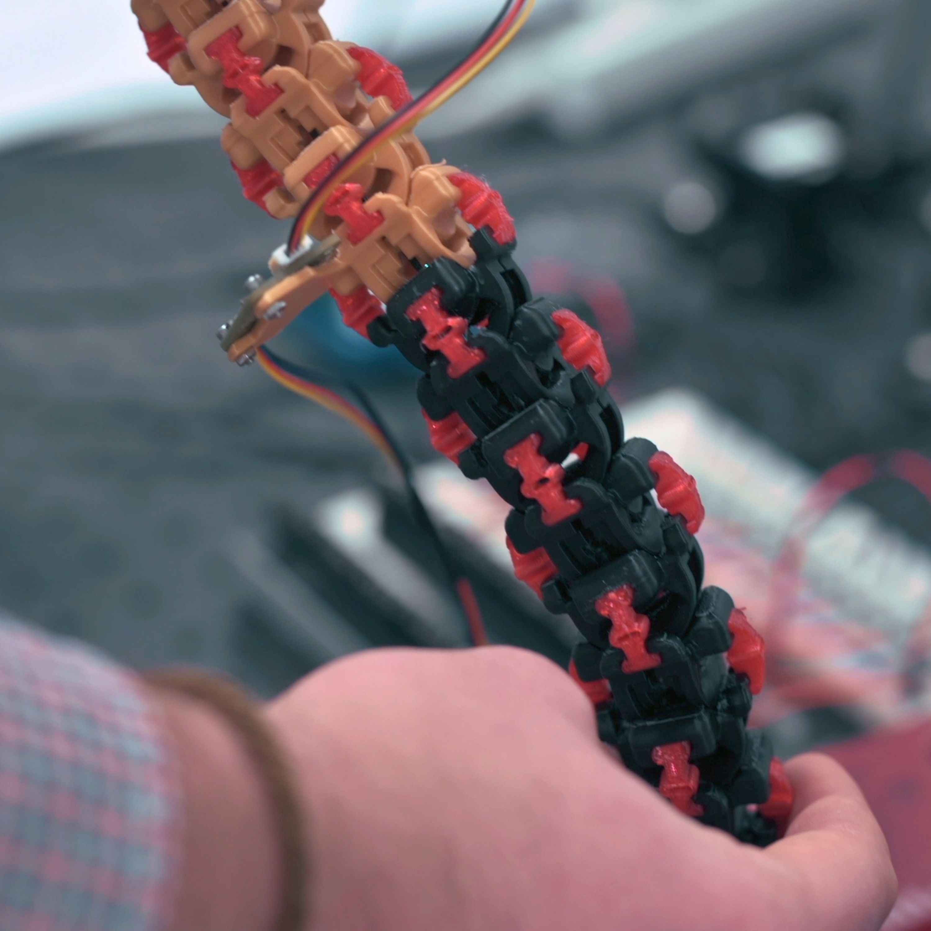 The flexible underwater robot created to take on risky deep sea dives