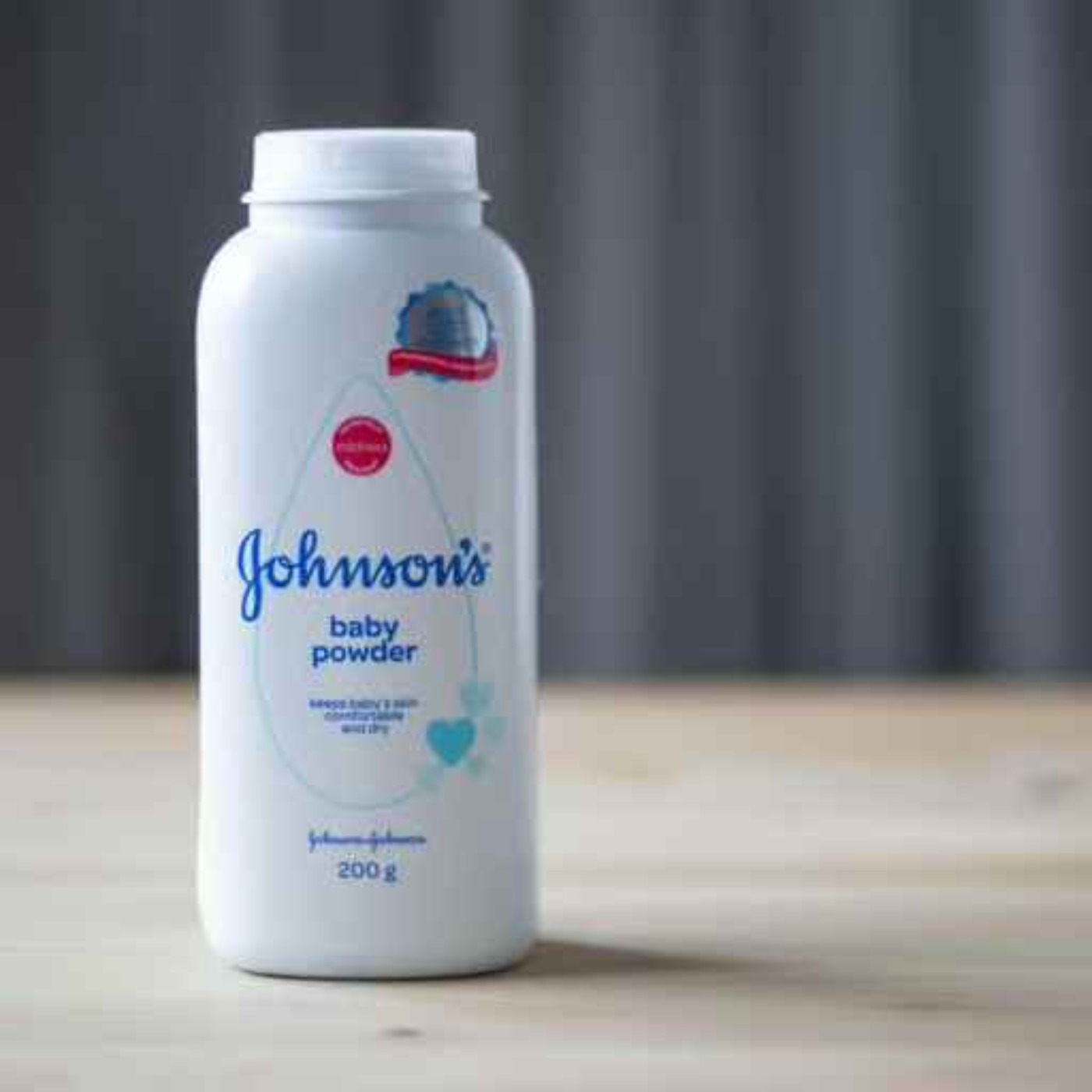 Asbestos claims put Johnson’s Baby Powder on trial in the UK — we speak to an expert