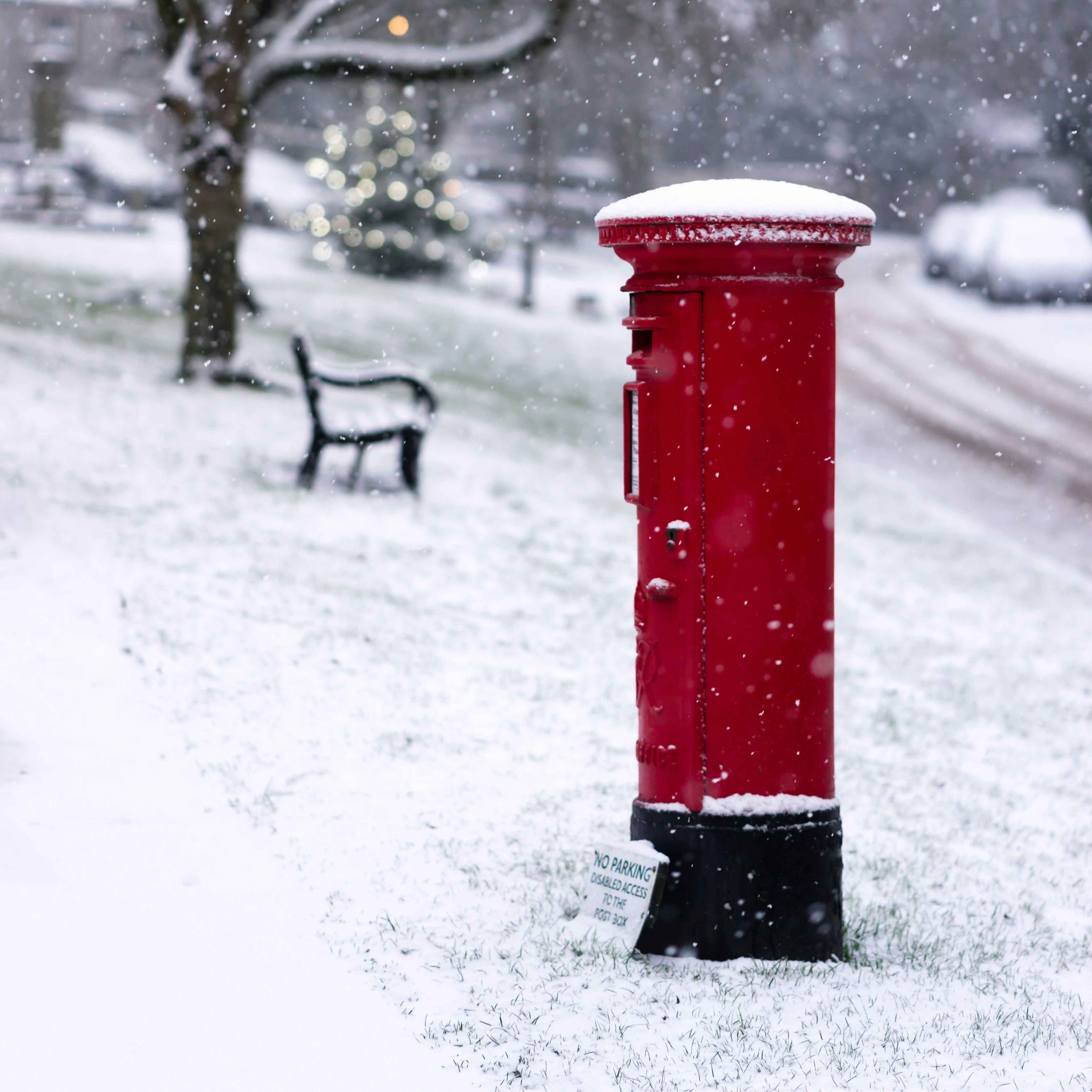 London Sea Level Rise AI Images, Lancet Countdown 2025 Climate Health Report, and Antarctica’s New Royal Mail Postbox