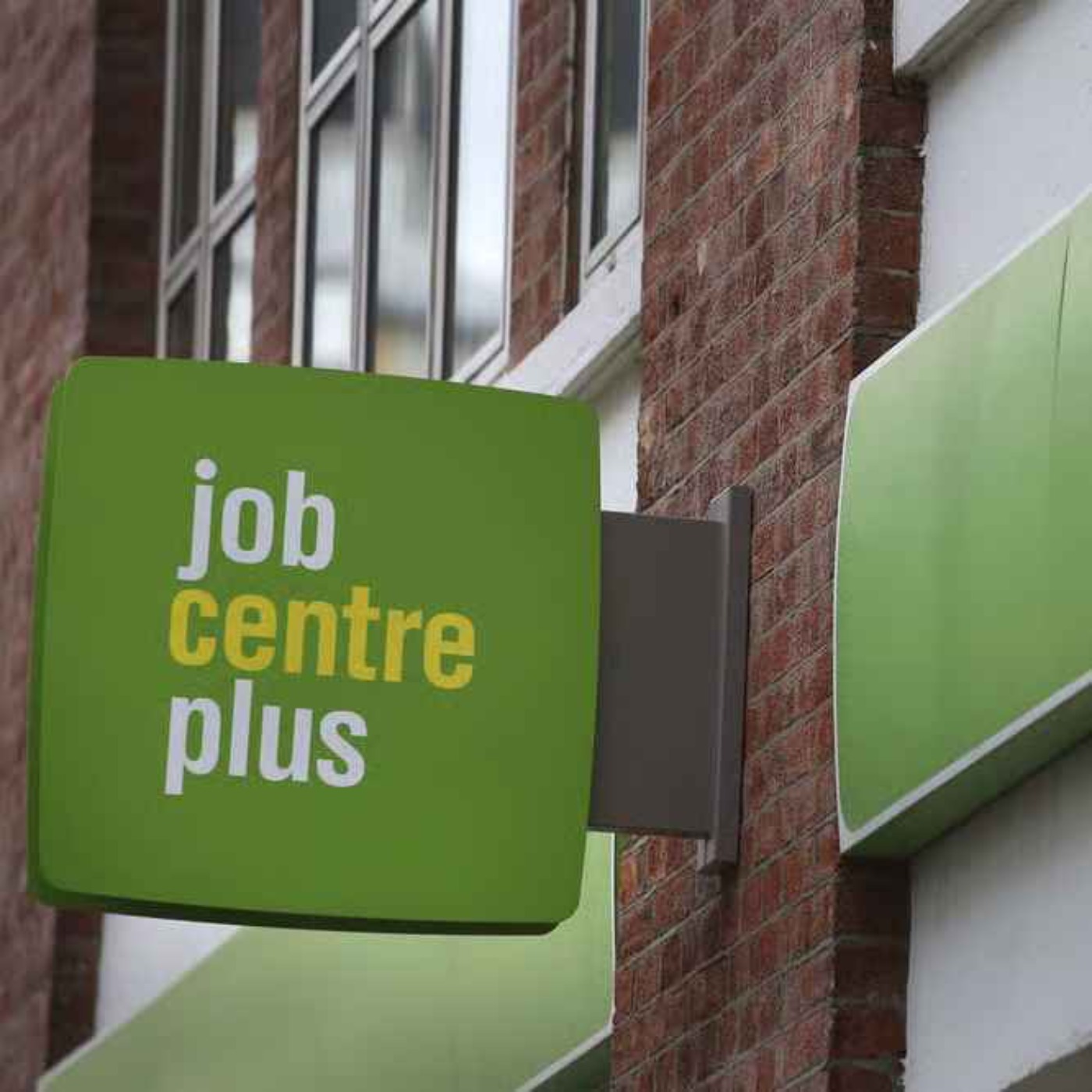 Record number of Britons relying on out of work welfare