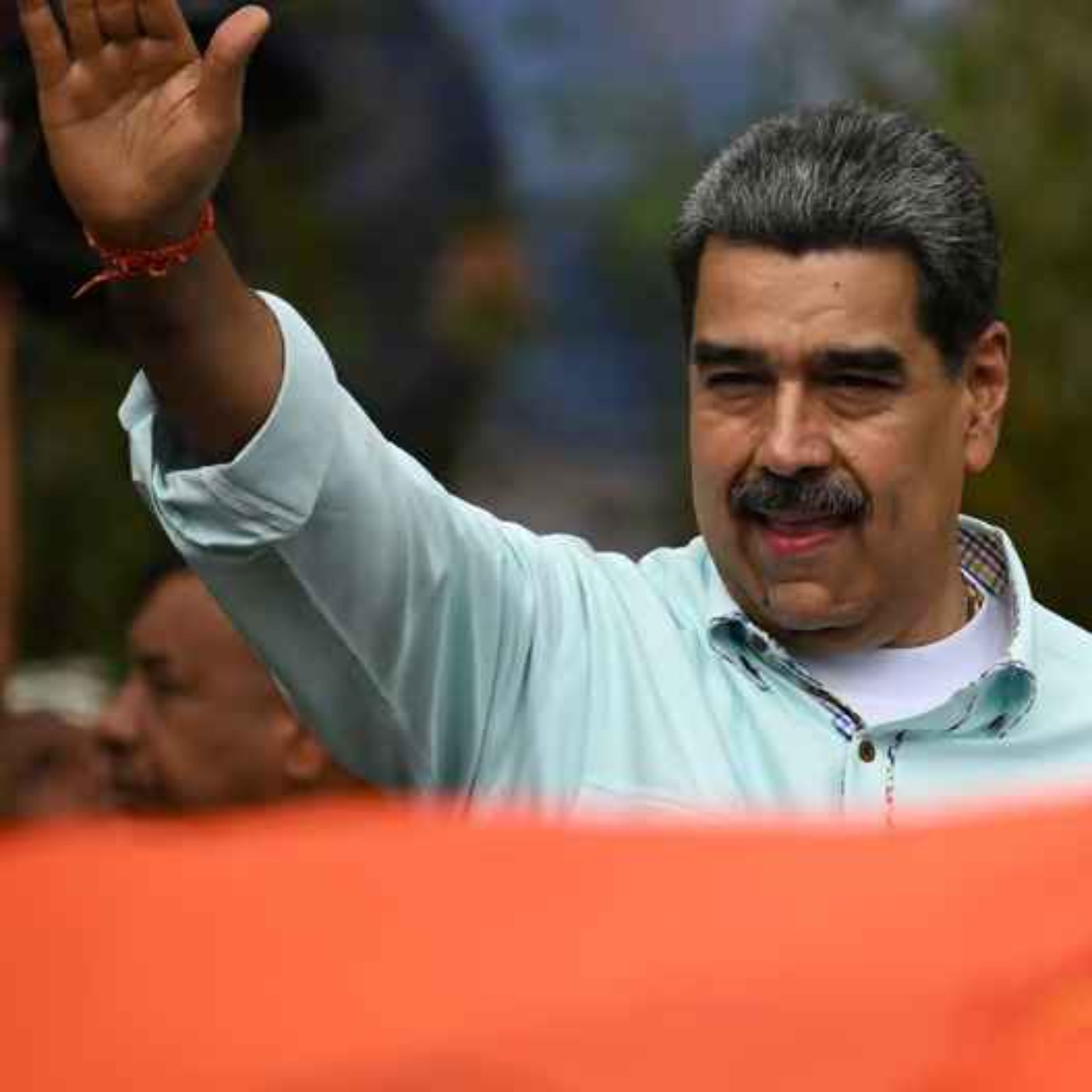 How Venezuela’s deposed leader struck a bizarre ‘win-win’ deal with London